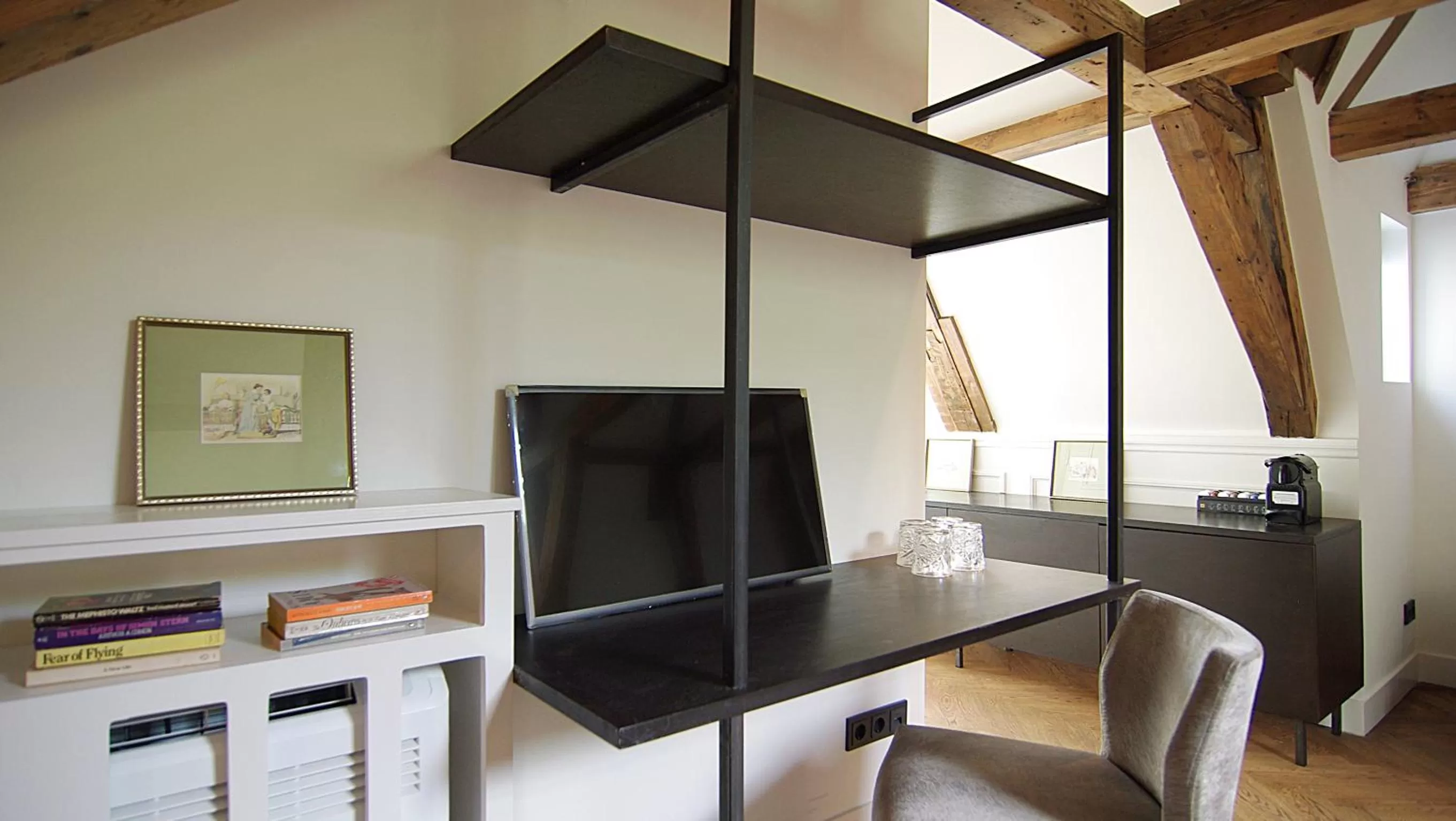 Coffee/tea facilities in The Bolster