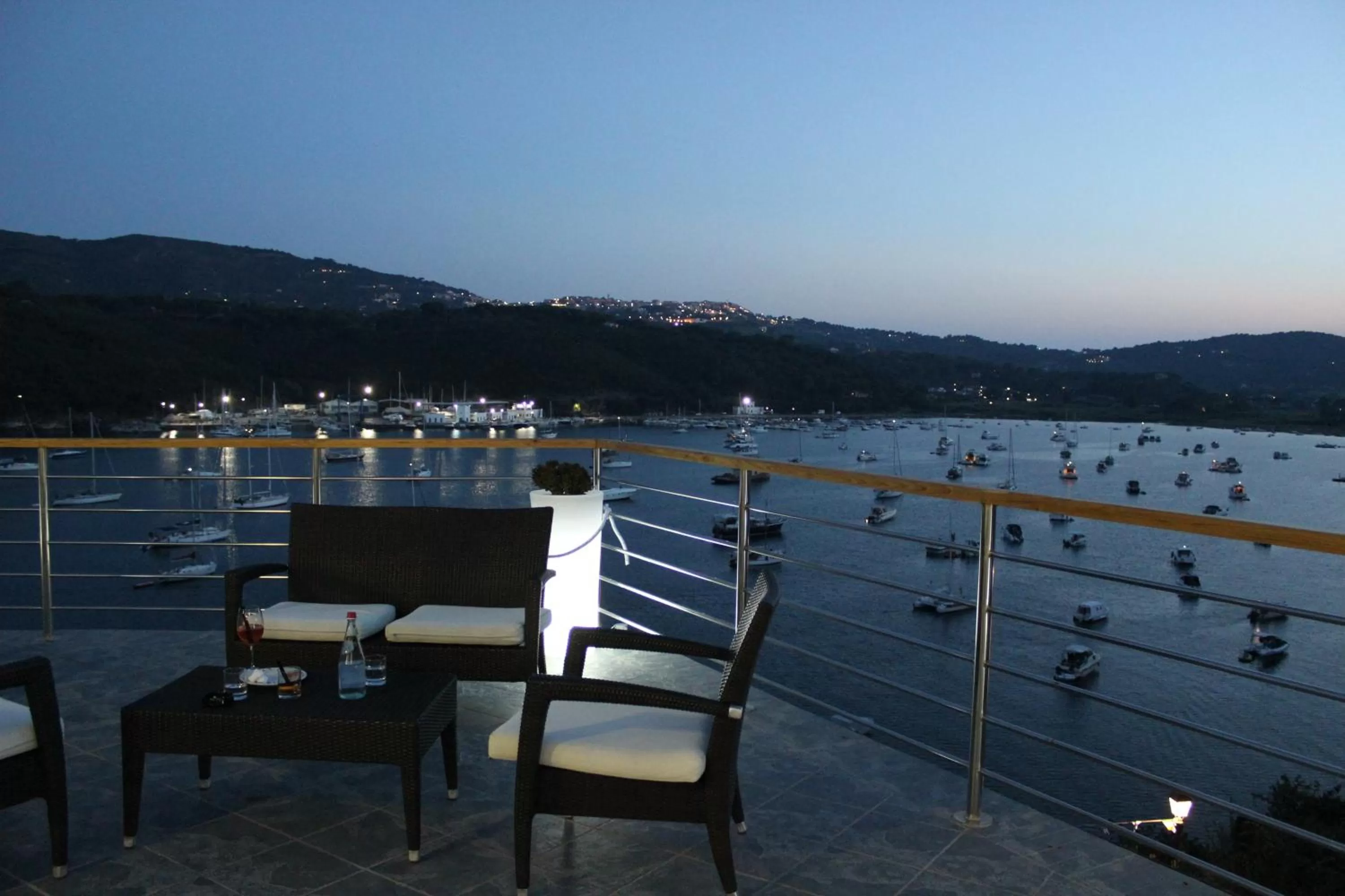 Decorative detail in Hotel Plaza