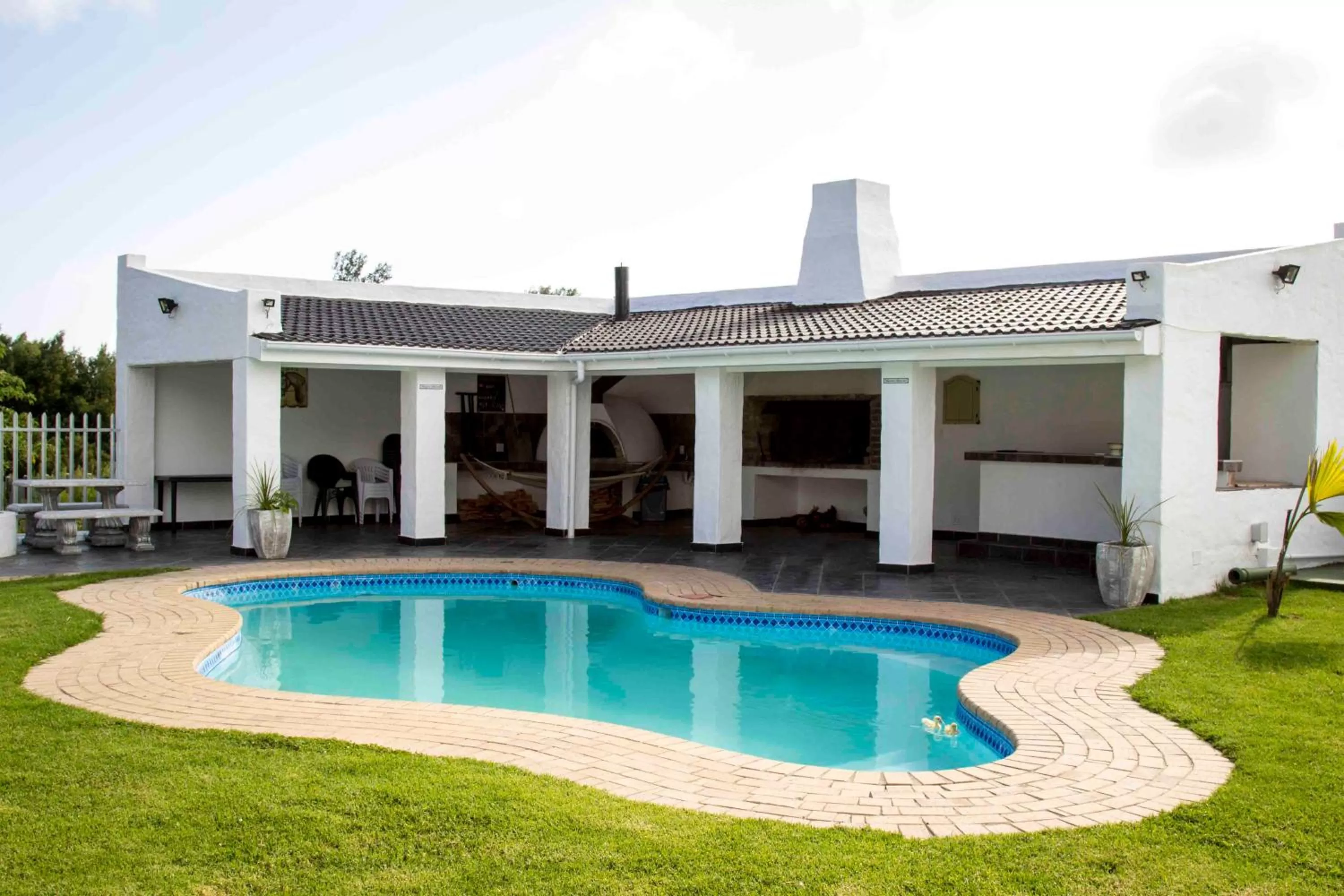 BBQ facilities in Victoria Heights B&B