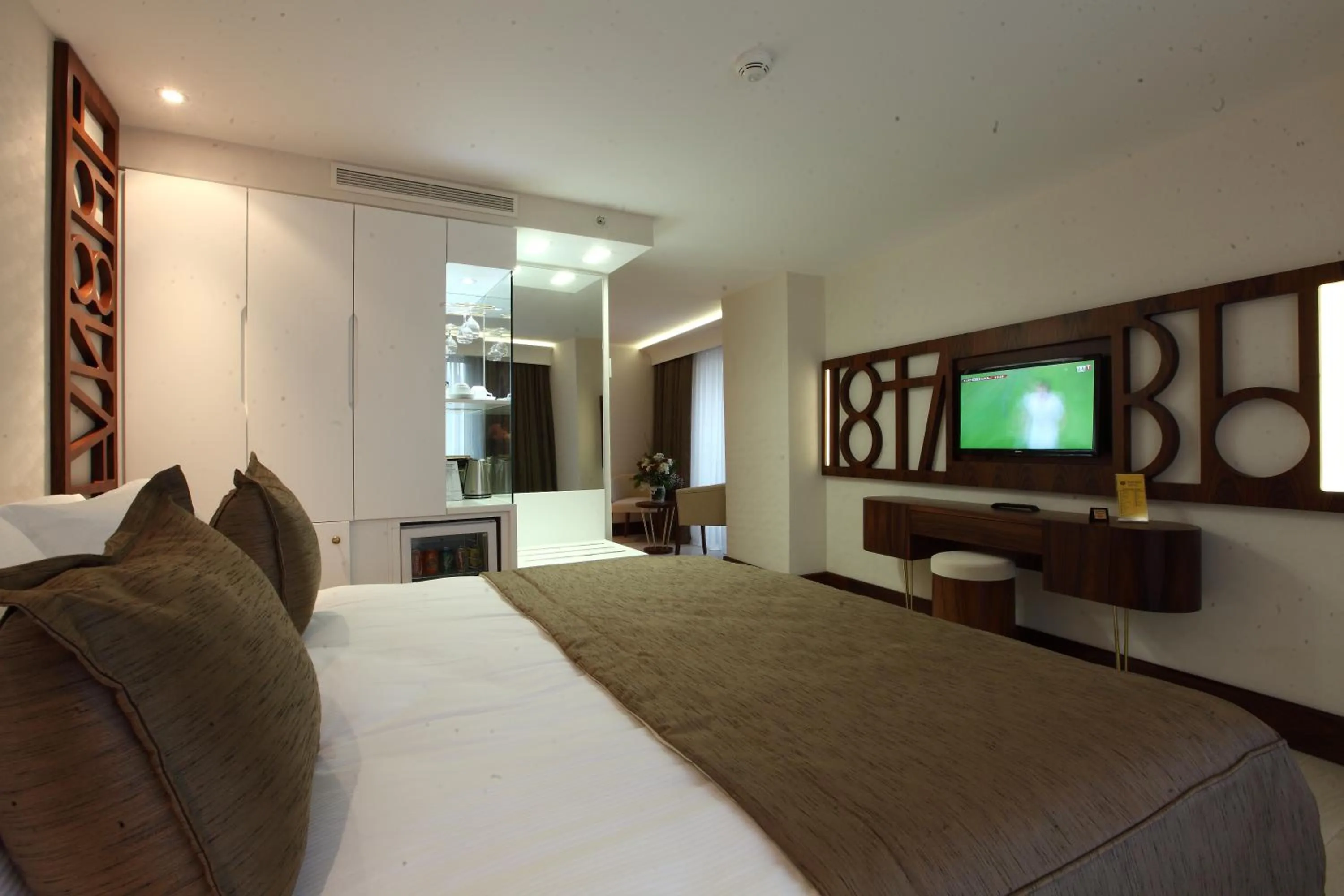 Bed in Victory Hotel & Spa Istanbul