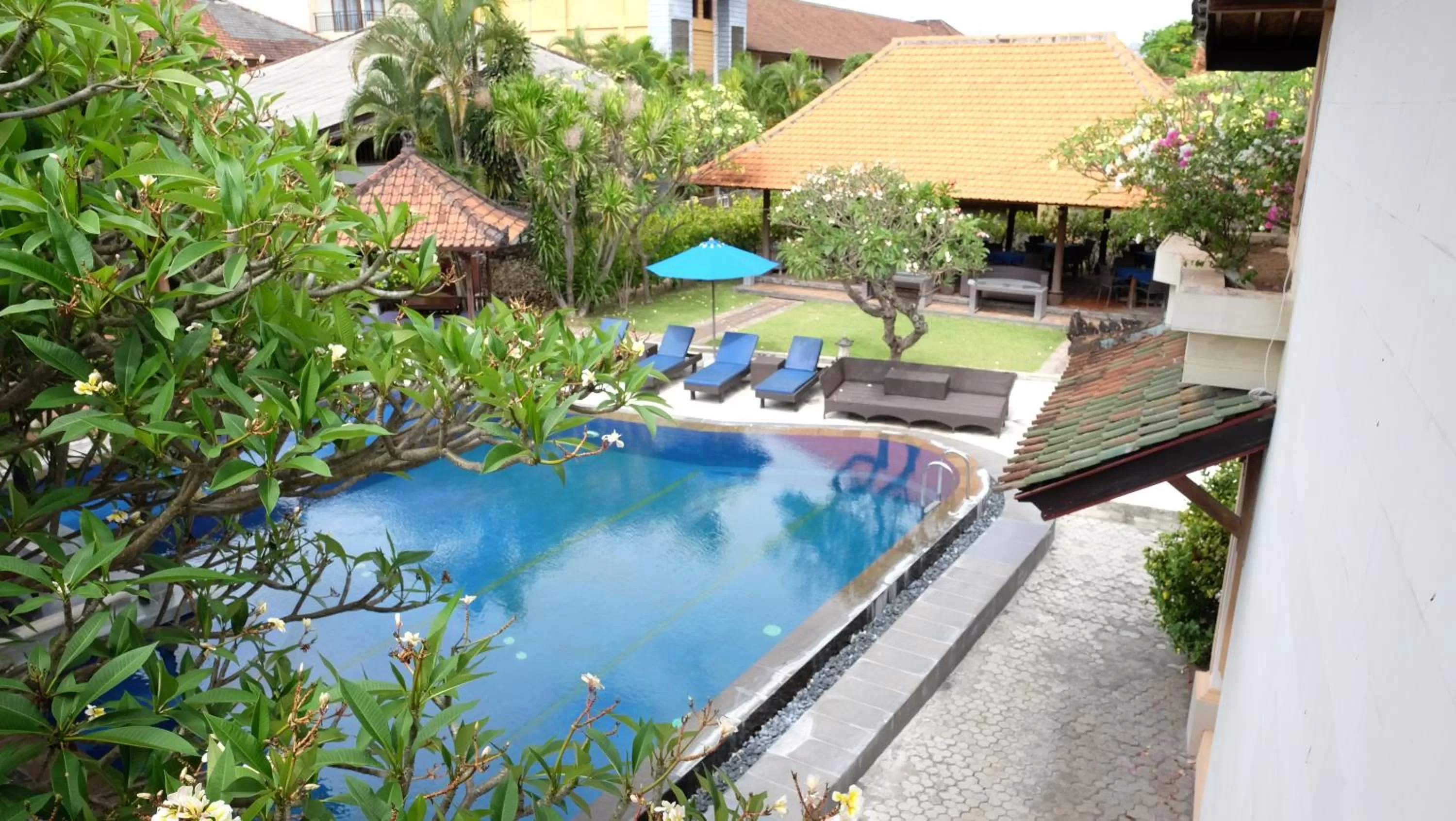 Swimming pool in Fat Yogi Cottages