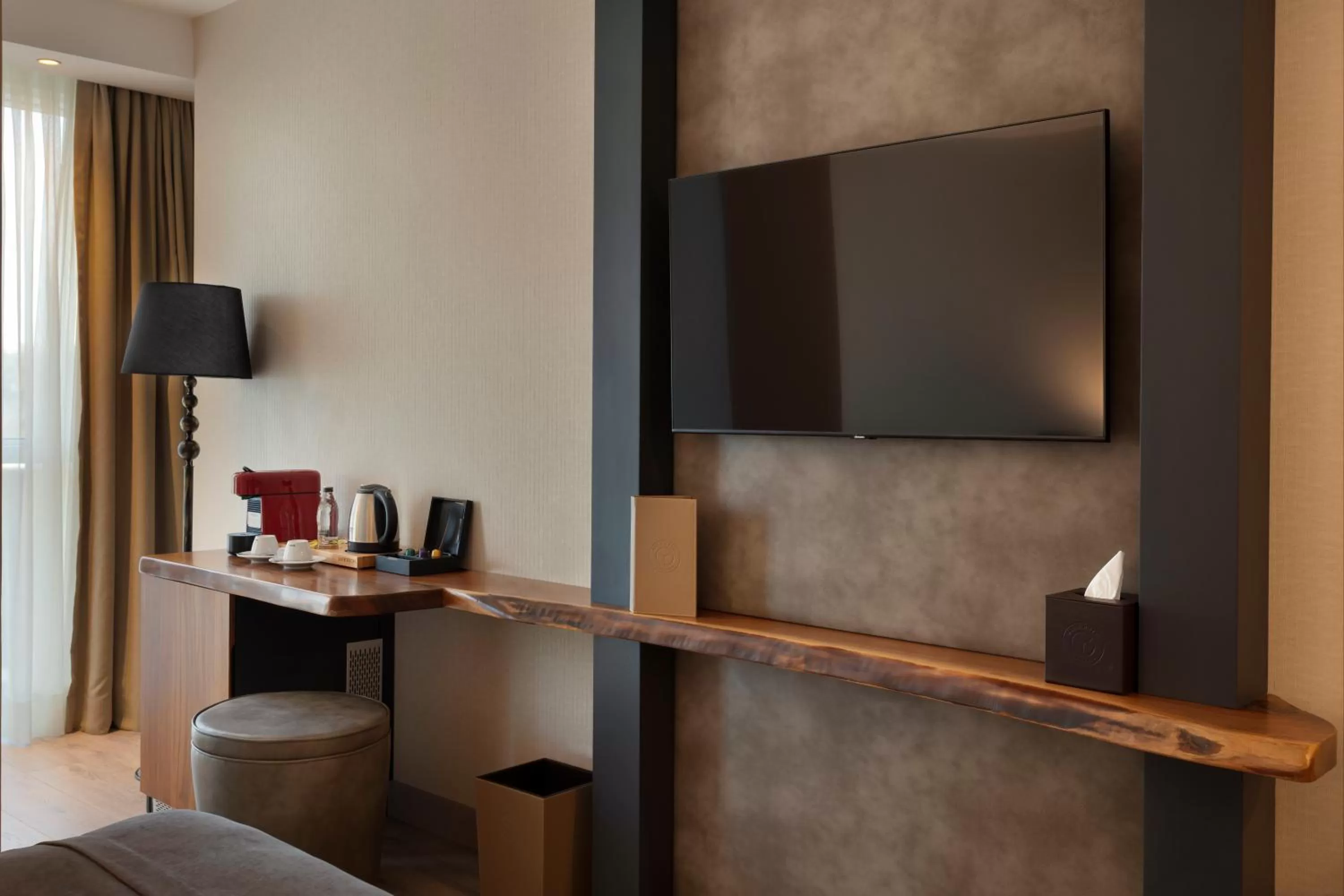 TV and multimedia in Buem Hotel Koşuyolu