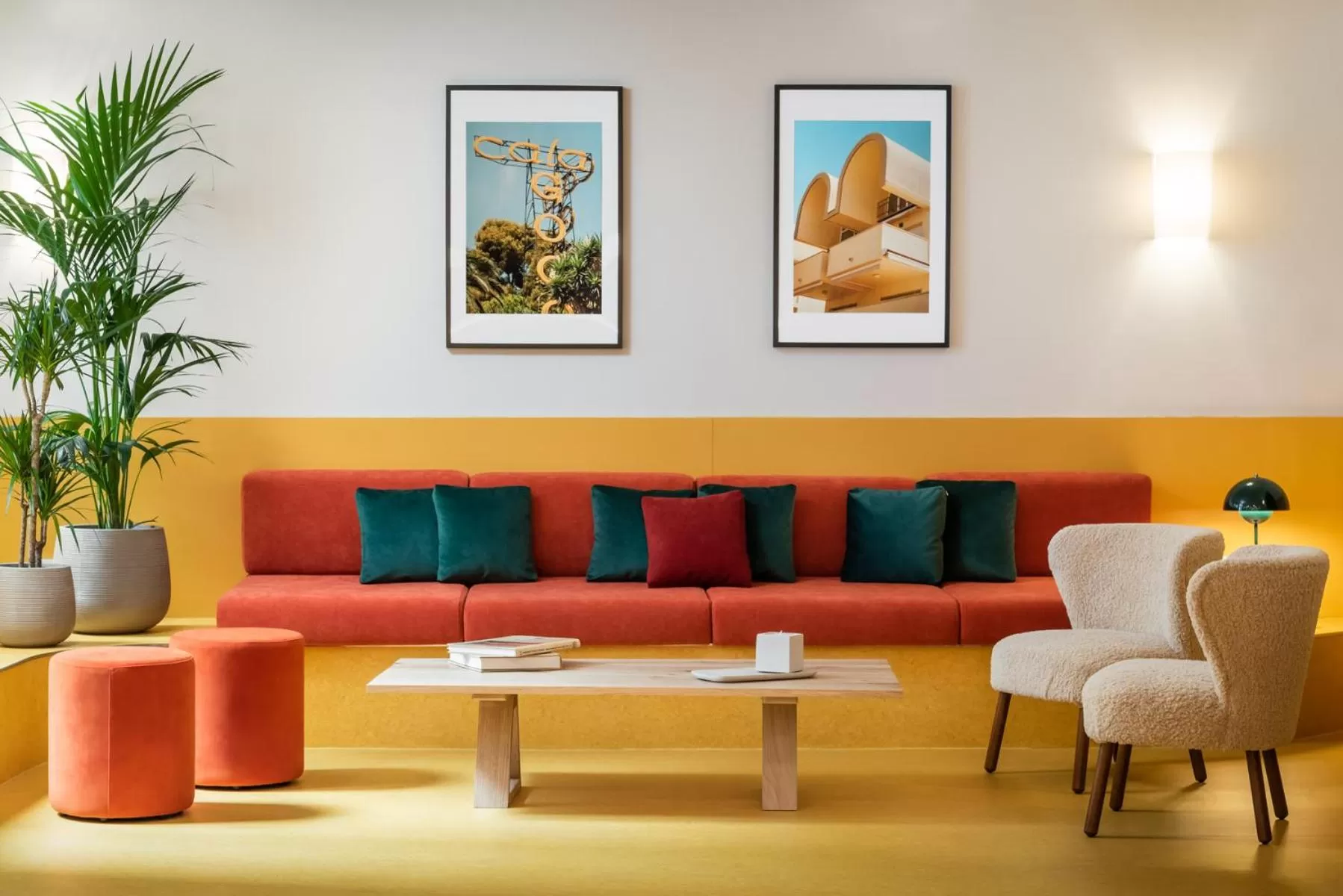 Seating area in BYPILLOW Mothern