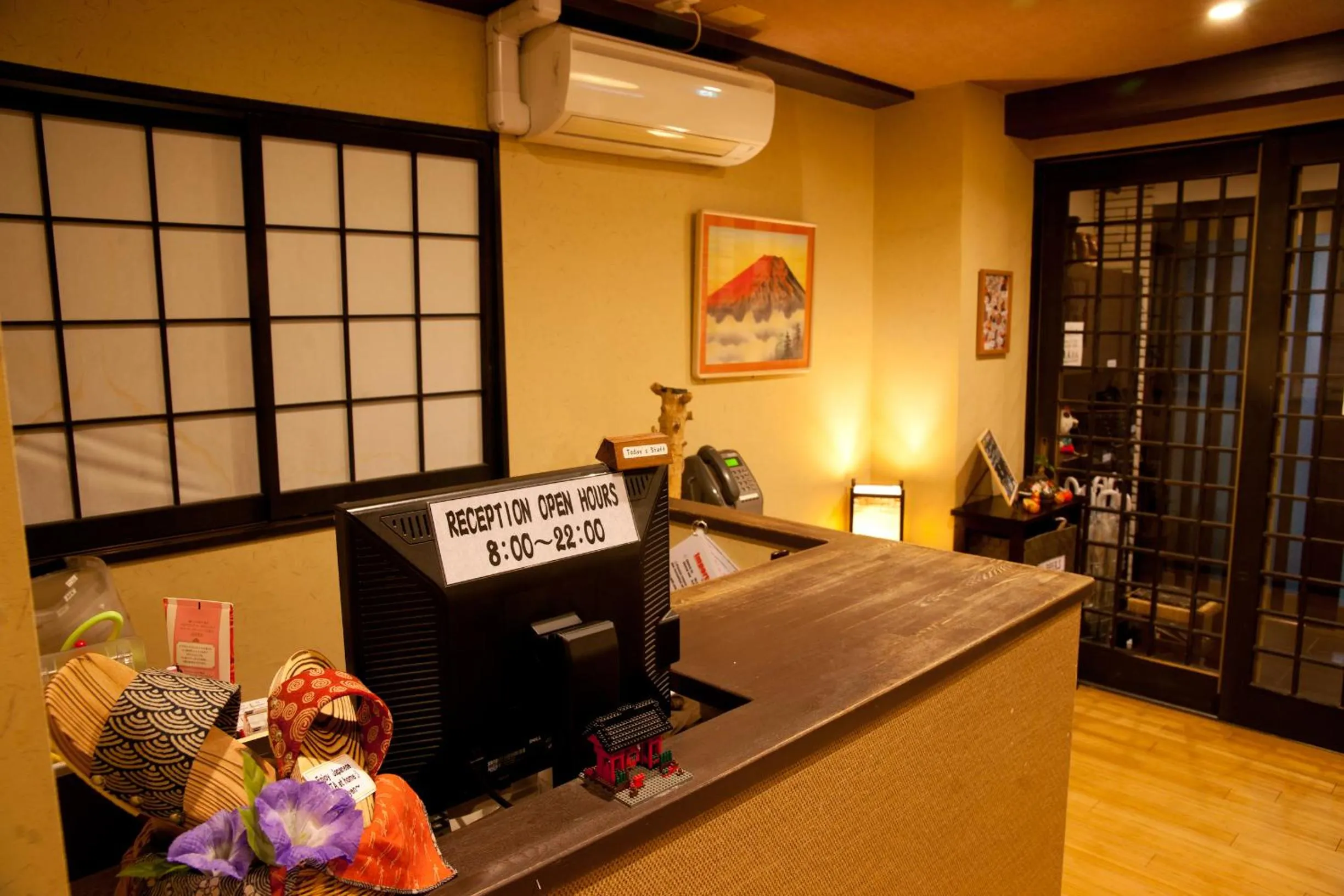 Lobby or reception in K's House Tokyo Oasis - Quality Hostel in Asakusa
