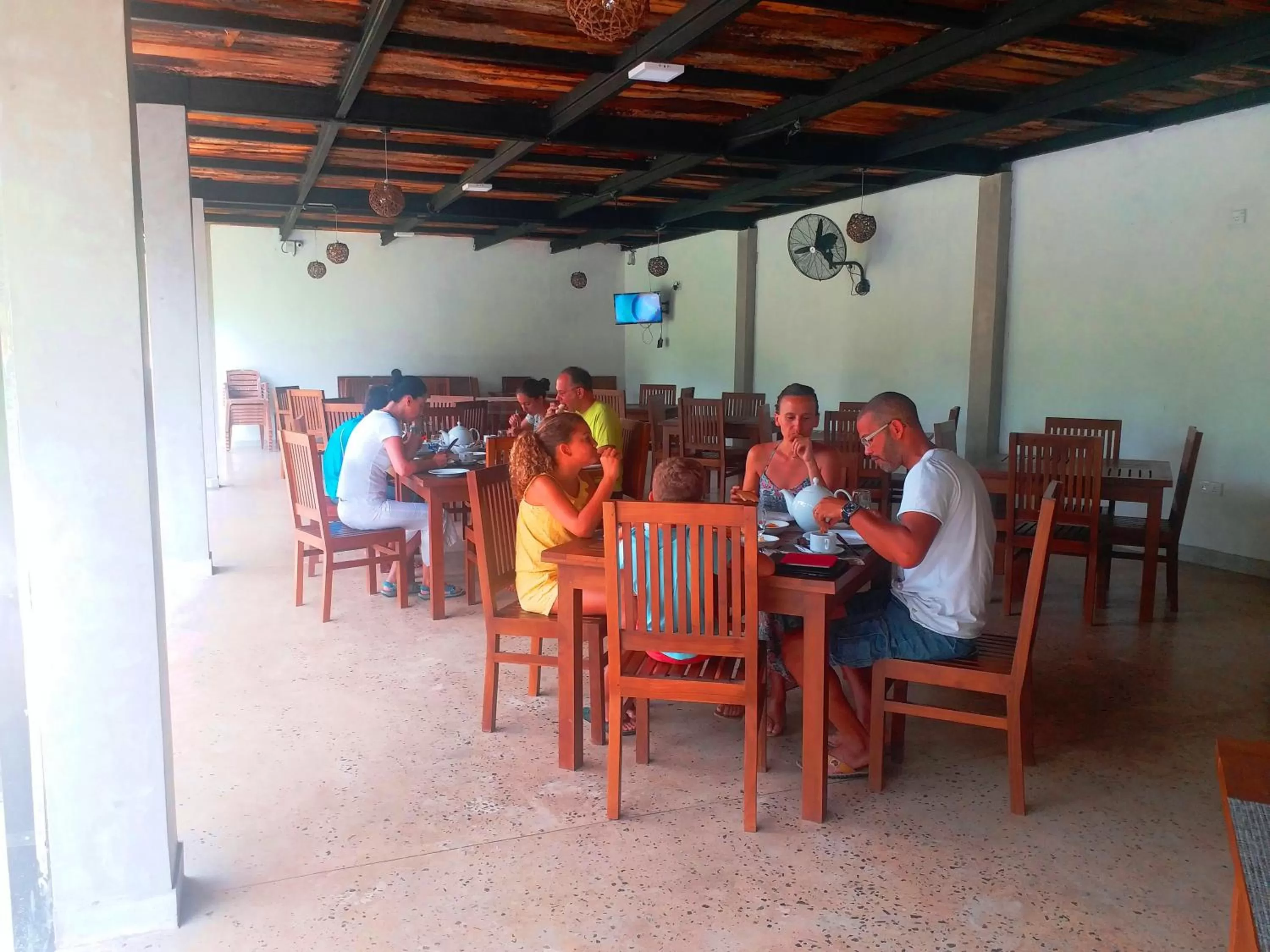 Restaurant/places to eat in Honey Tree Polonnaruwa