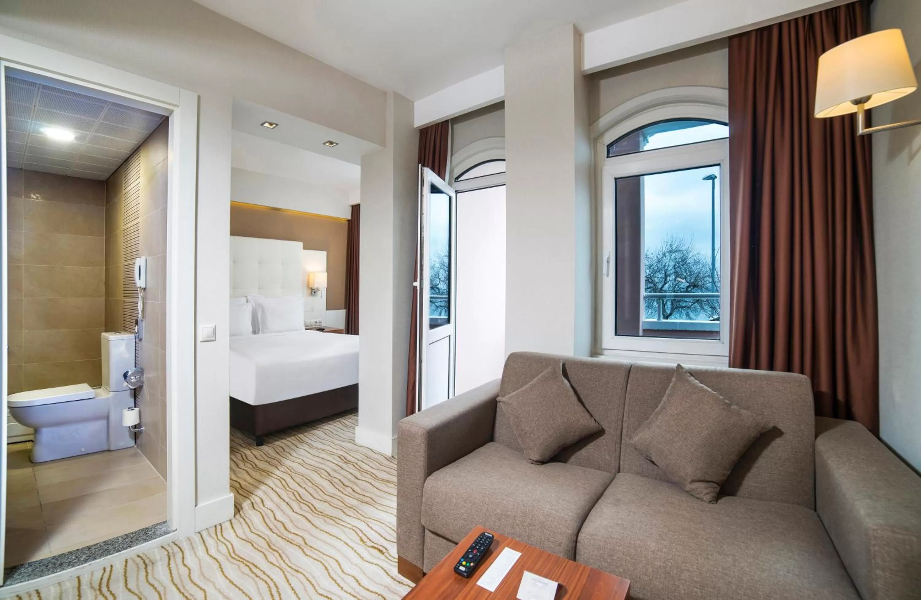 Balcony/Terrace, Bed in Radisson Hotel Istanbul Sultanahmet