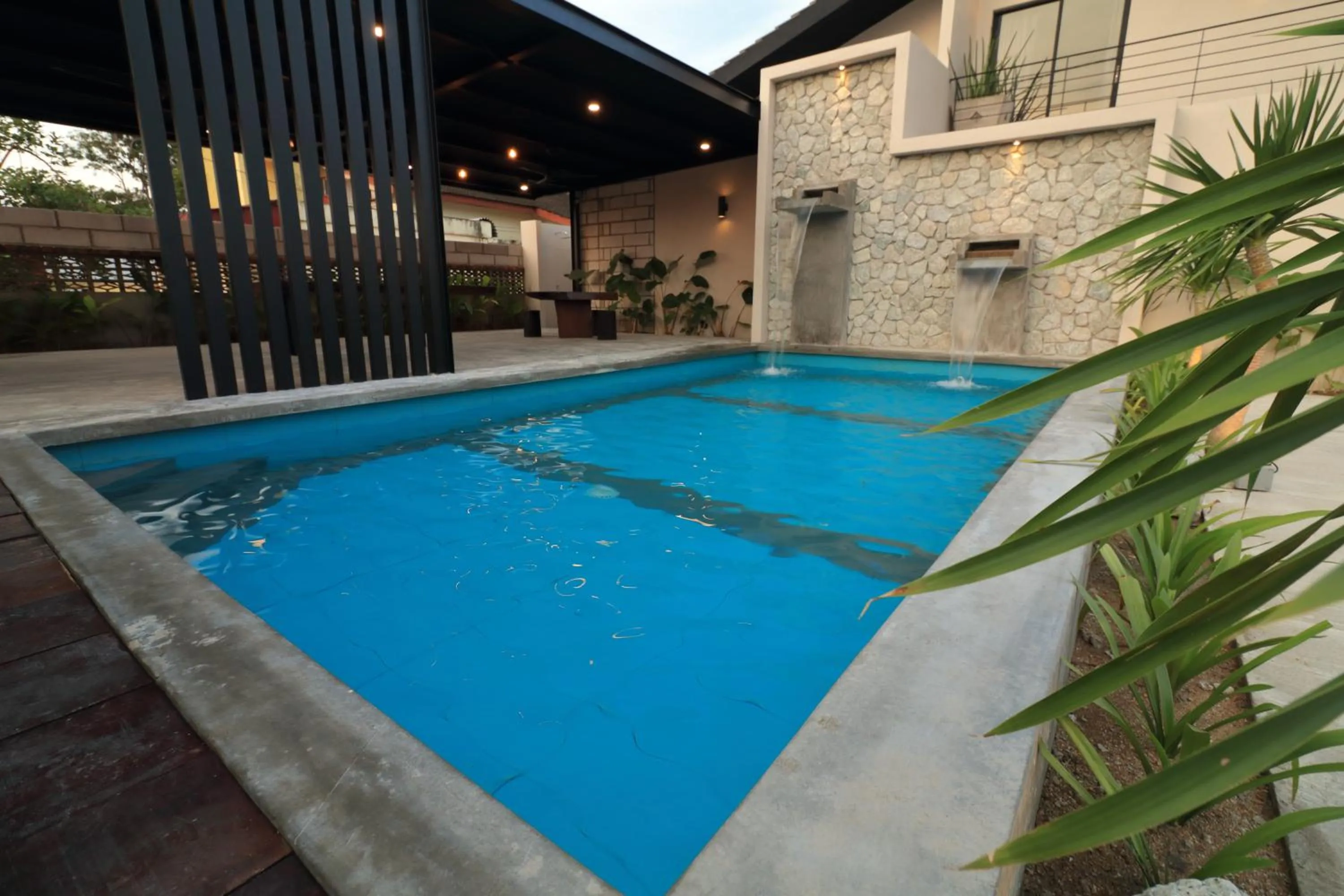 Swimming pool in Laman Sentosa Boutique Residence