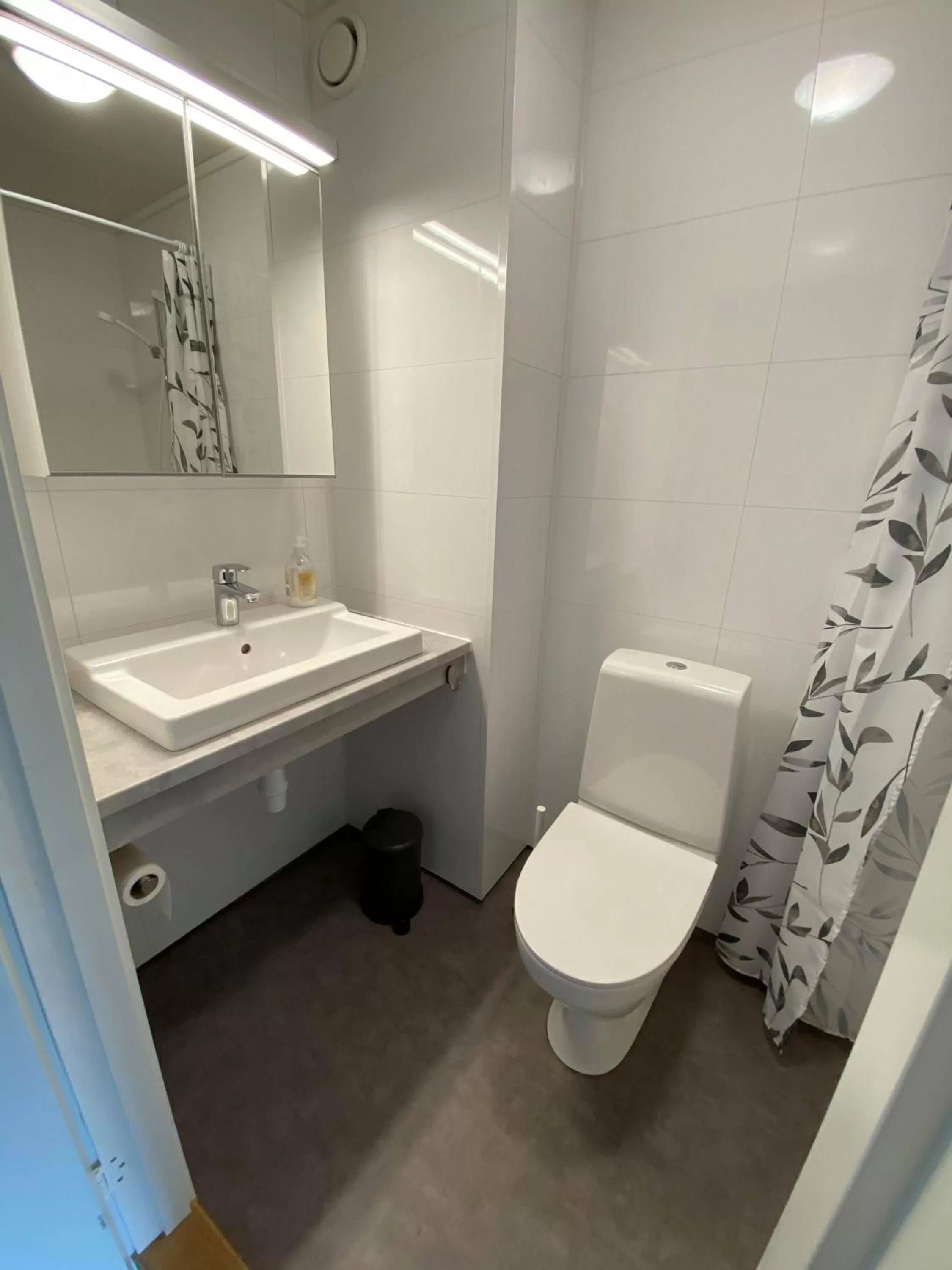 Bathroom in Mosjøen Overnatting, Finnskoggata 20