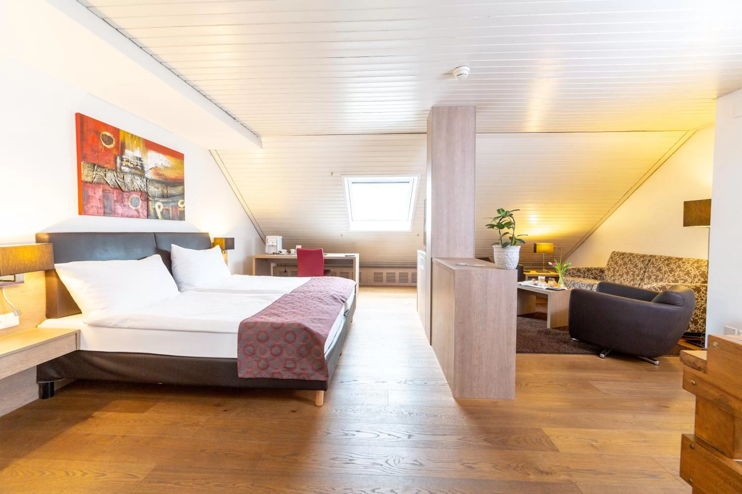 Photo of the whole room, Bed in Hotel Alexander