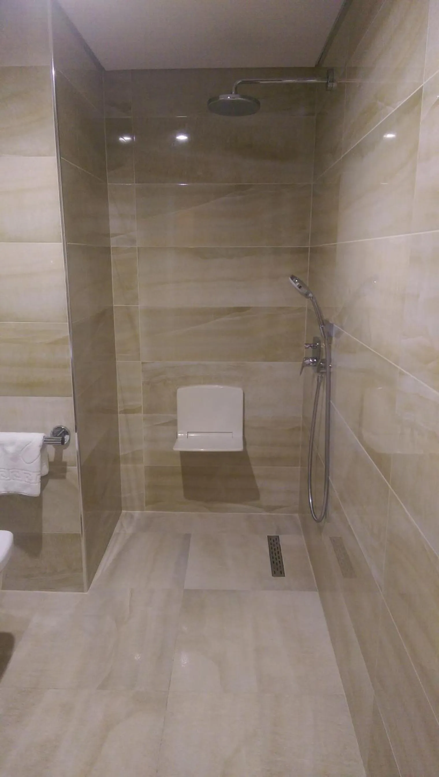 Bathroom in Hanna Hotel