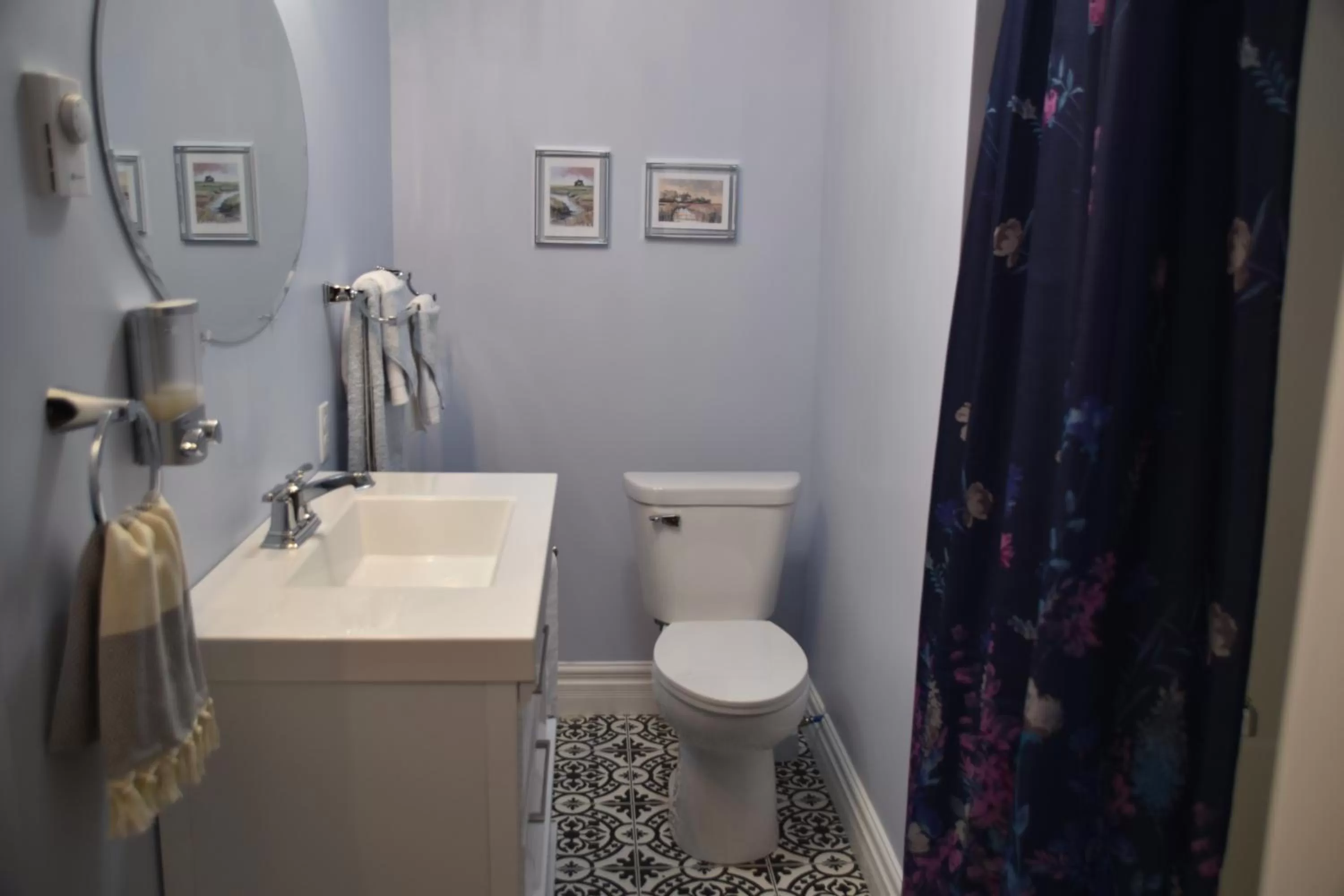 King Room with Sea View in Seabank House Bed and Breakfast The Royal