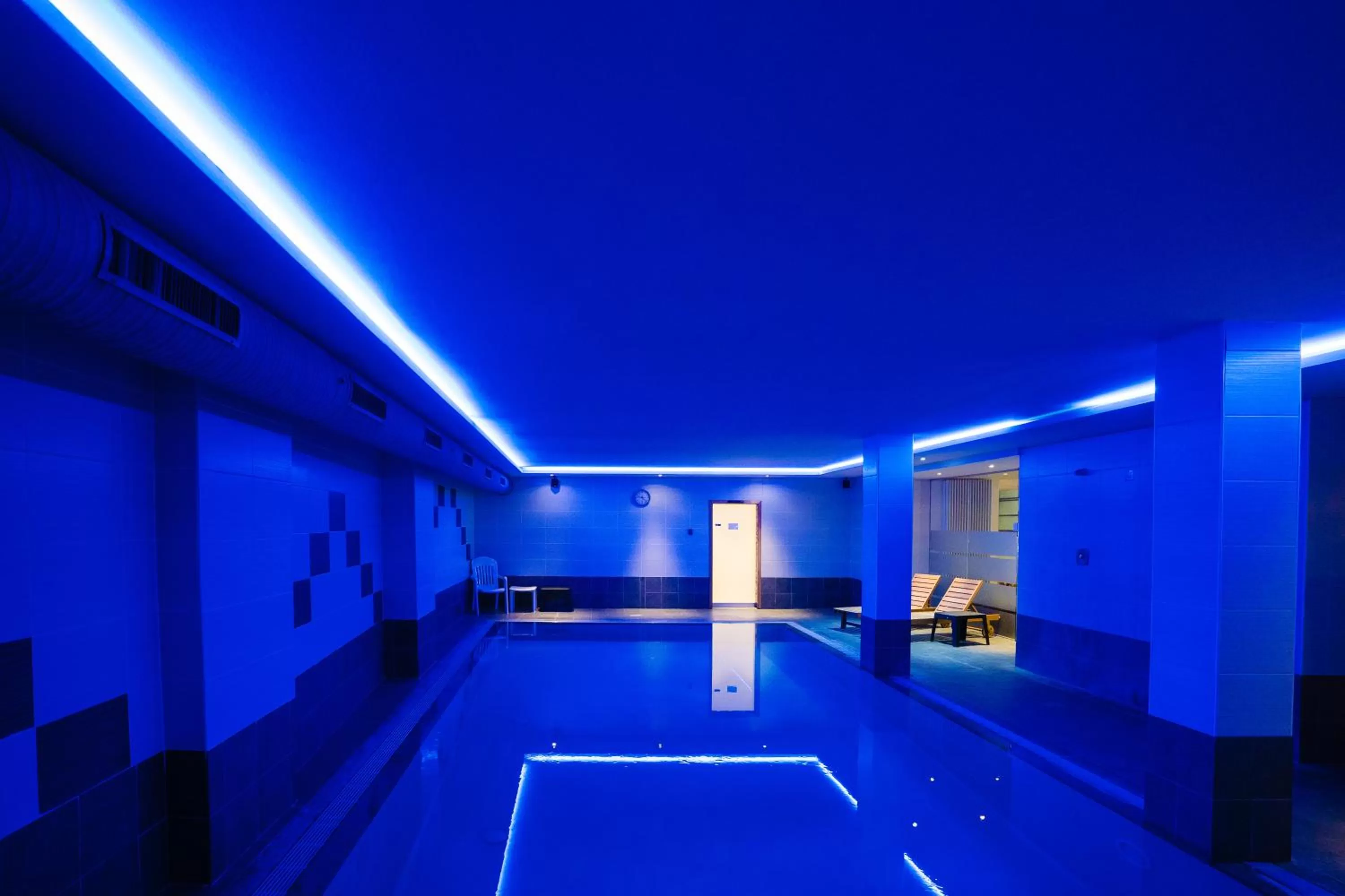 Pool view in Hotel Europe