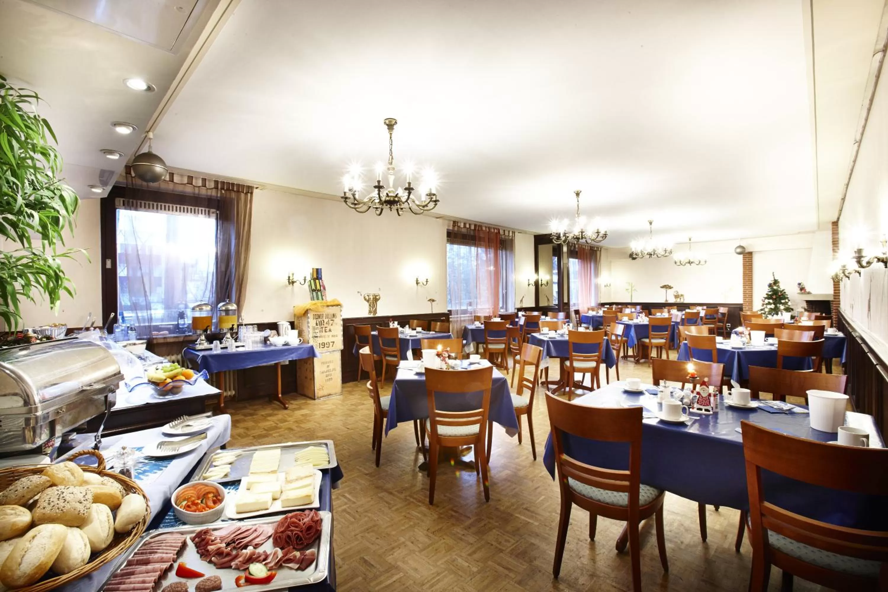 Restaurant/places to eat in Hotel Hannover Airport by Premiere Classe