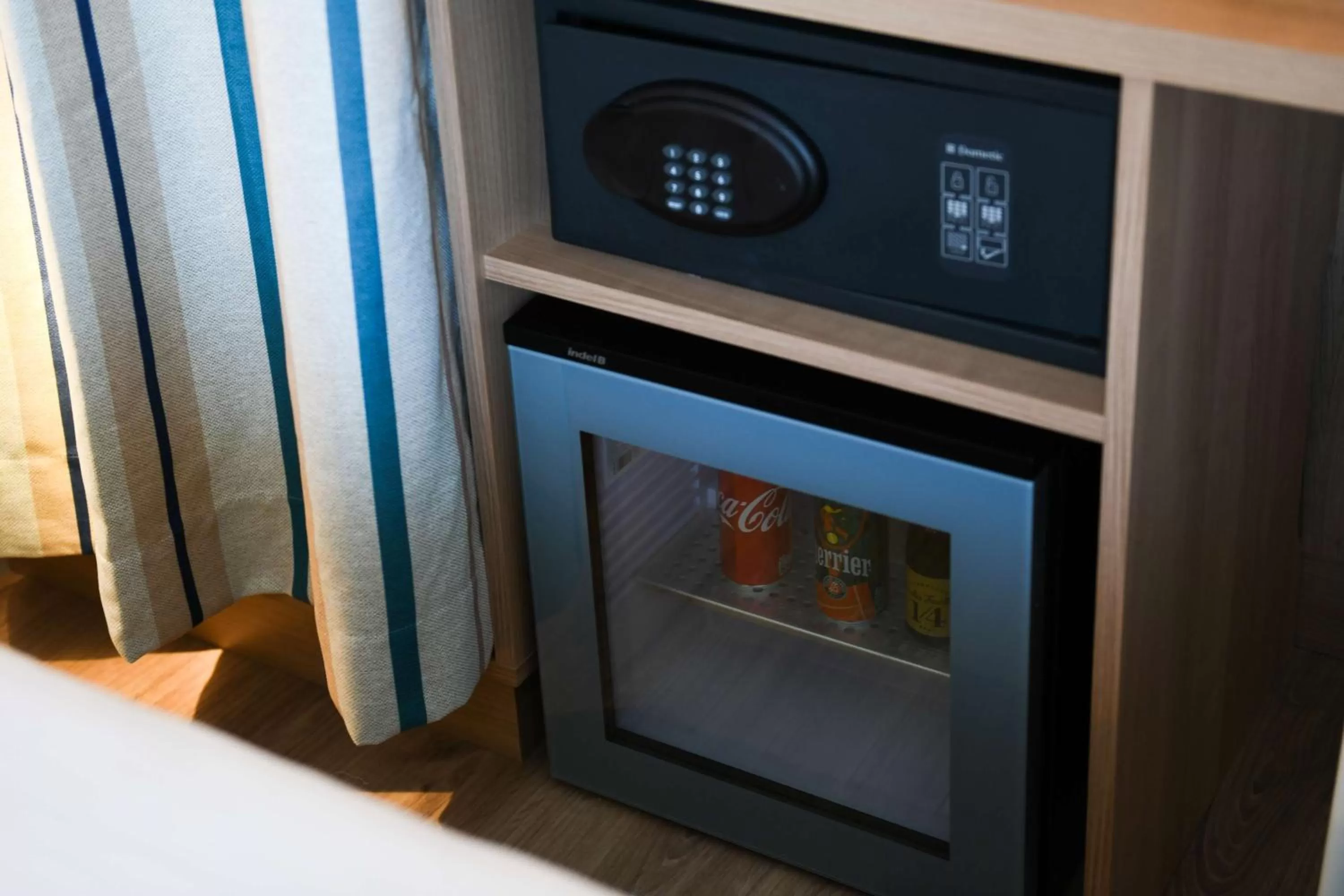 Photo of the whole room in Hôtel Jules Verne Biarritz