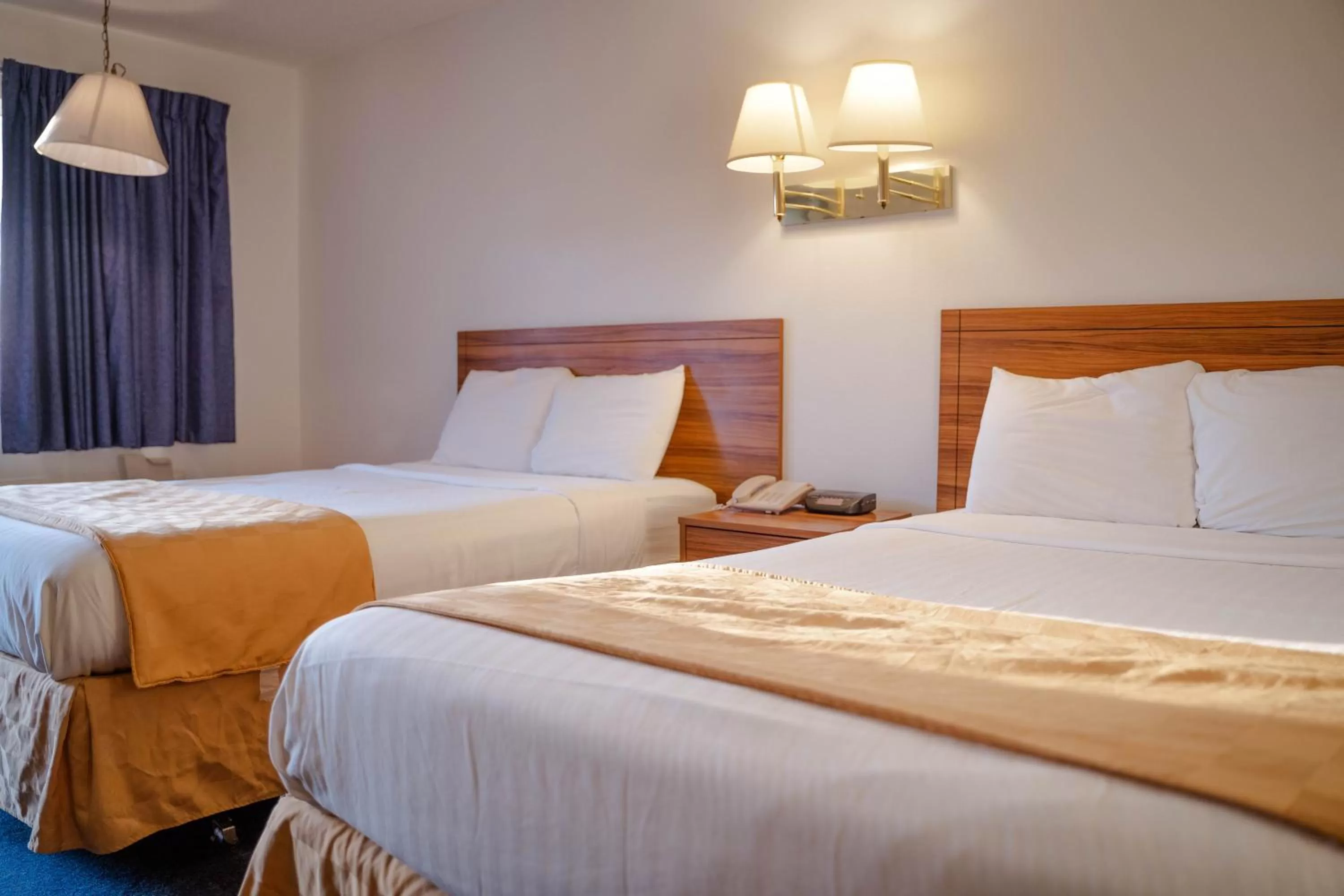 Bedroom, Bed in Haysville Express Inn