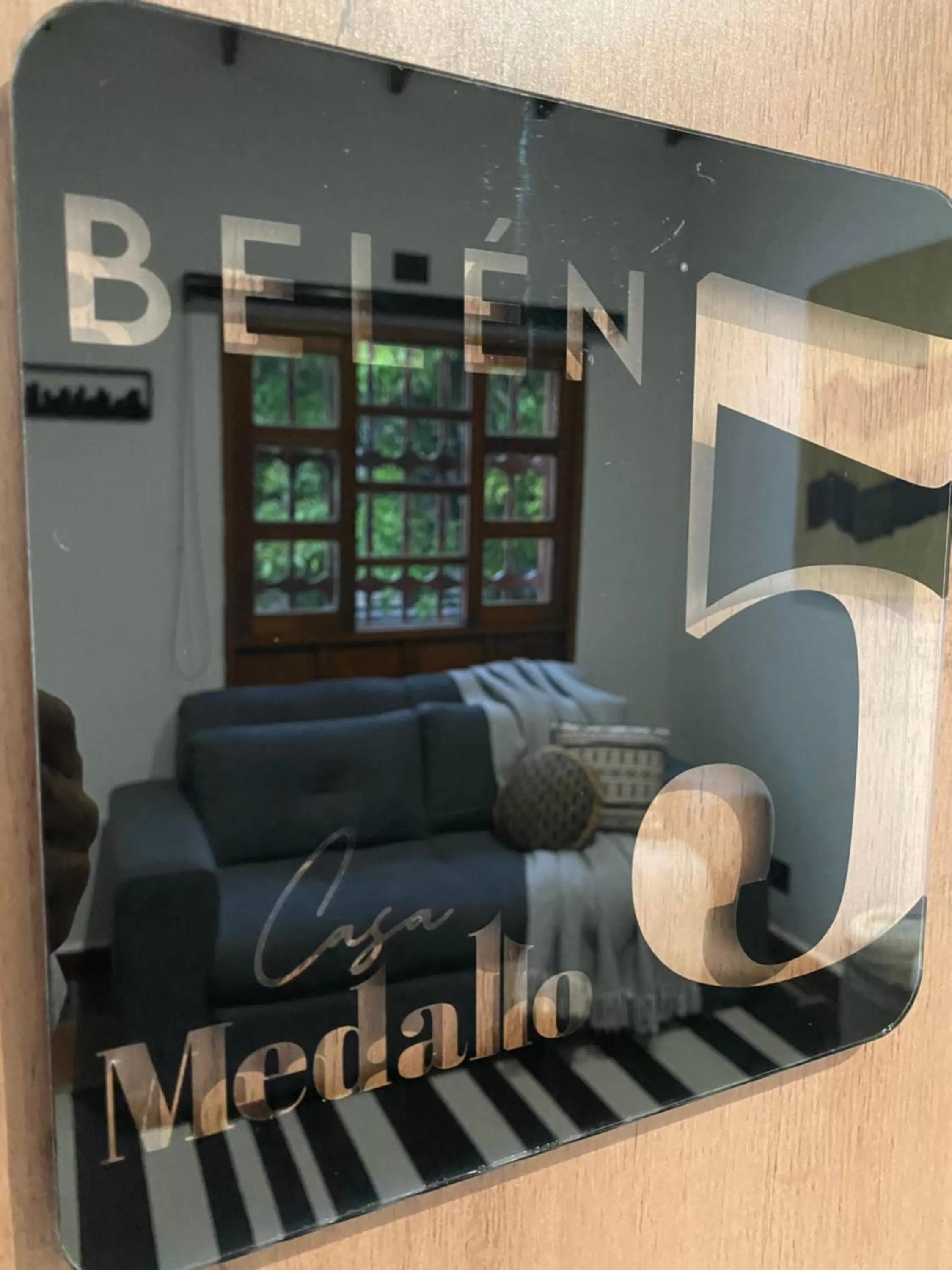 Logo/Certificate/Sign in Casa Medallo