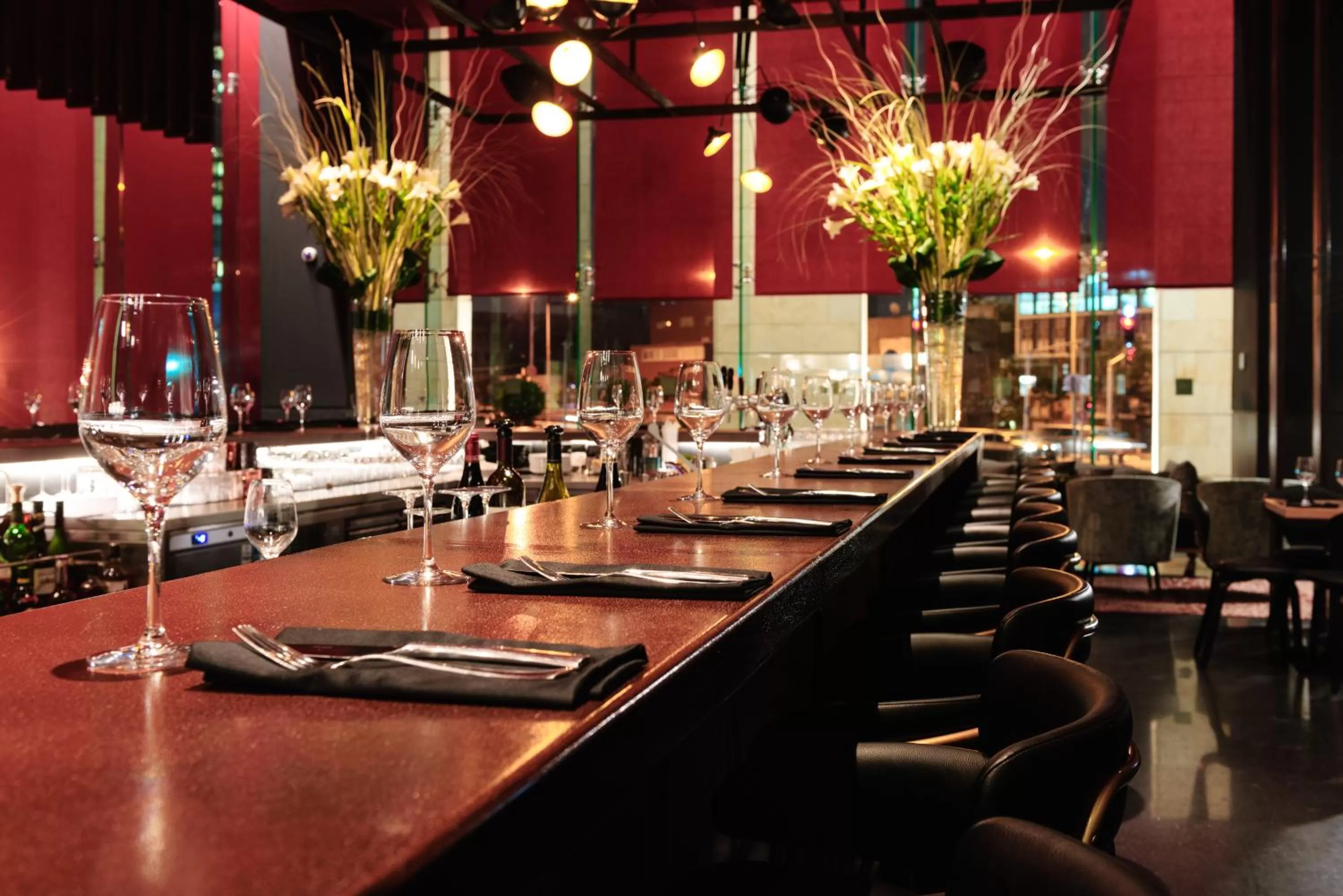 Lounge or bar in NYX Tel Aviv