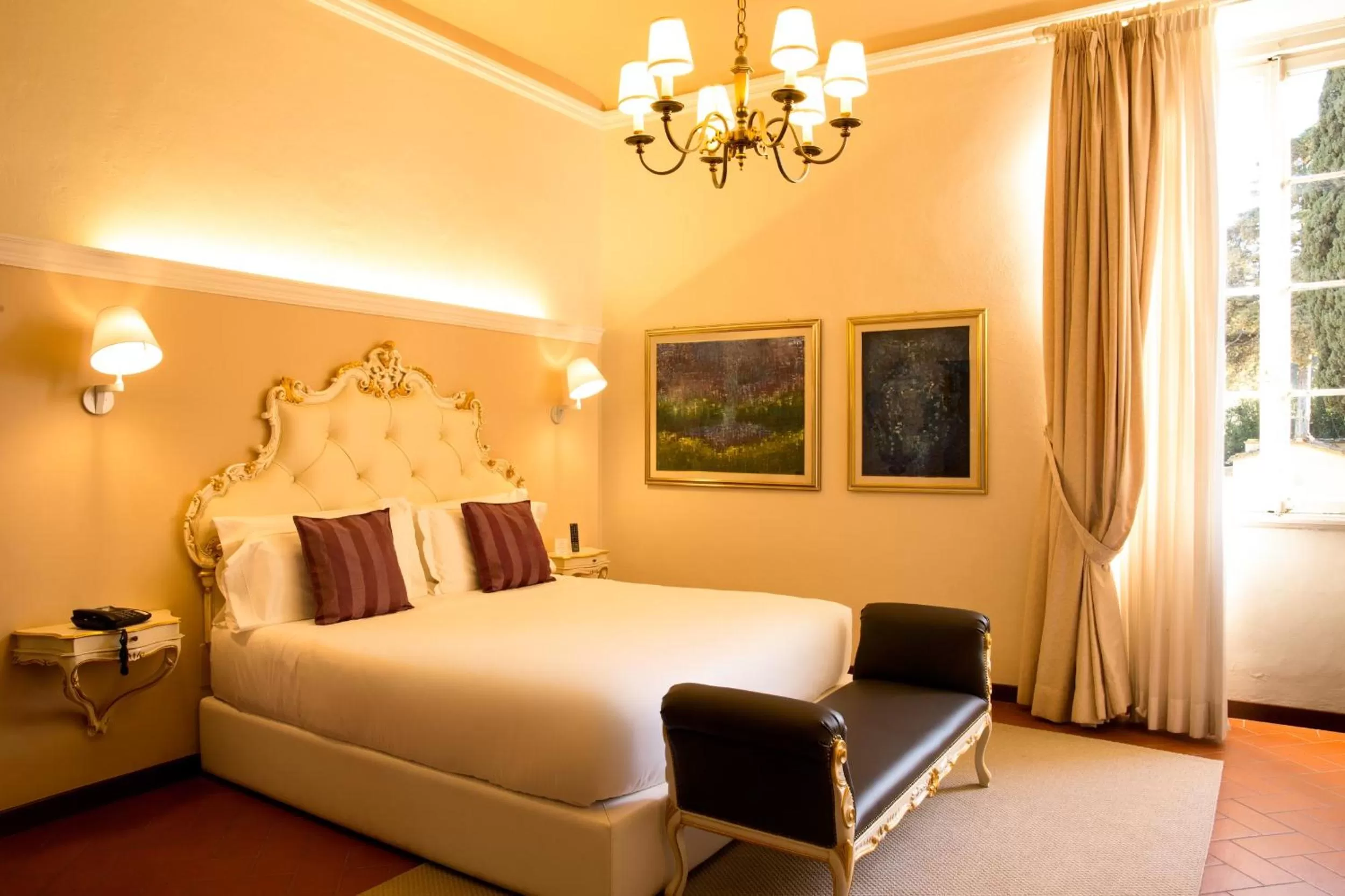 Bed in Art Hotel Villa Agape - Place of Charme