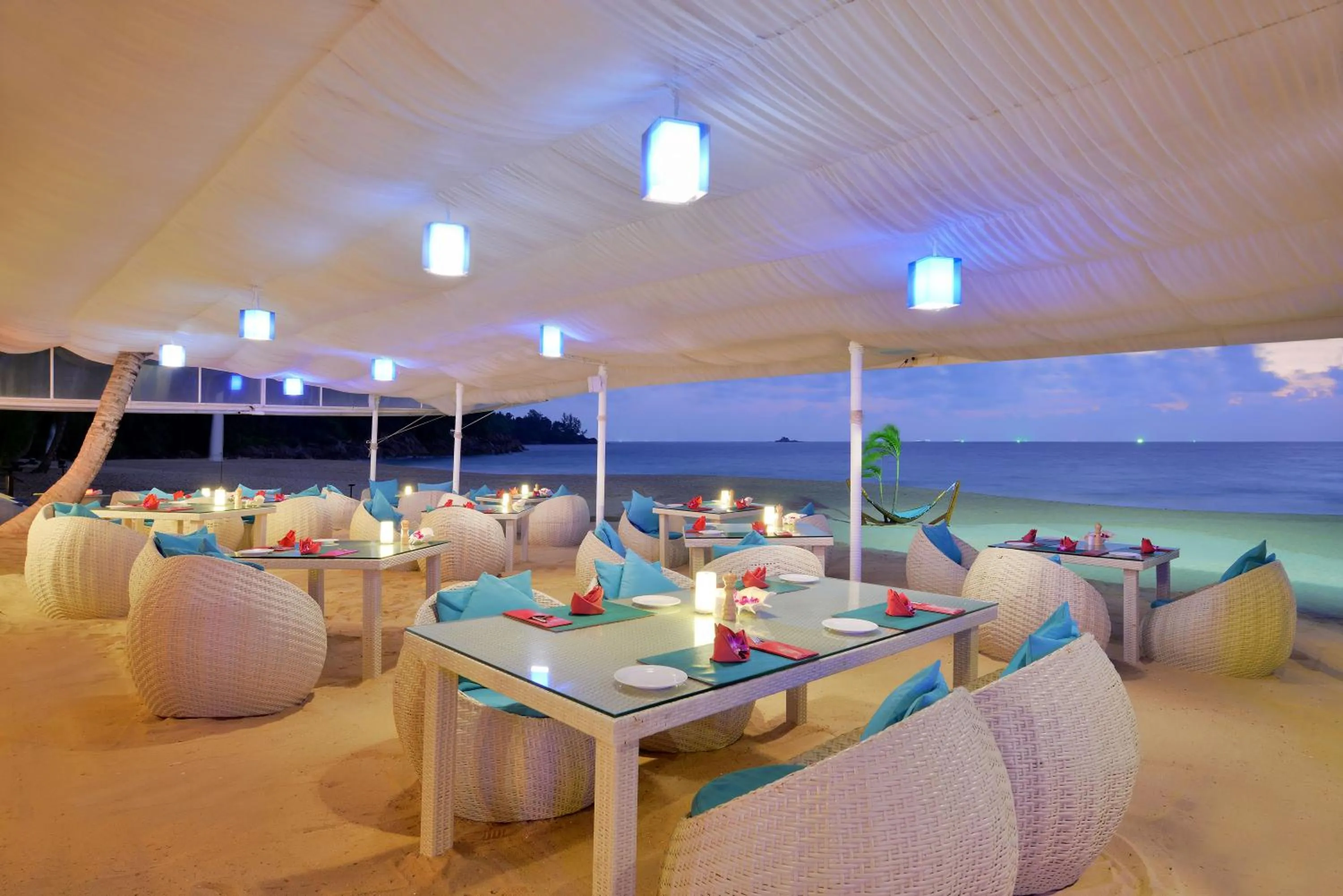 Restaurant/places to eat in Andaman White Beach Resort - SHA Plus