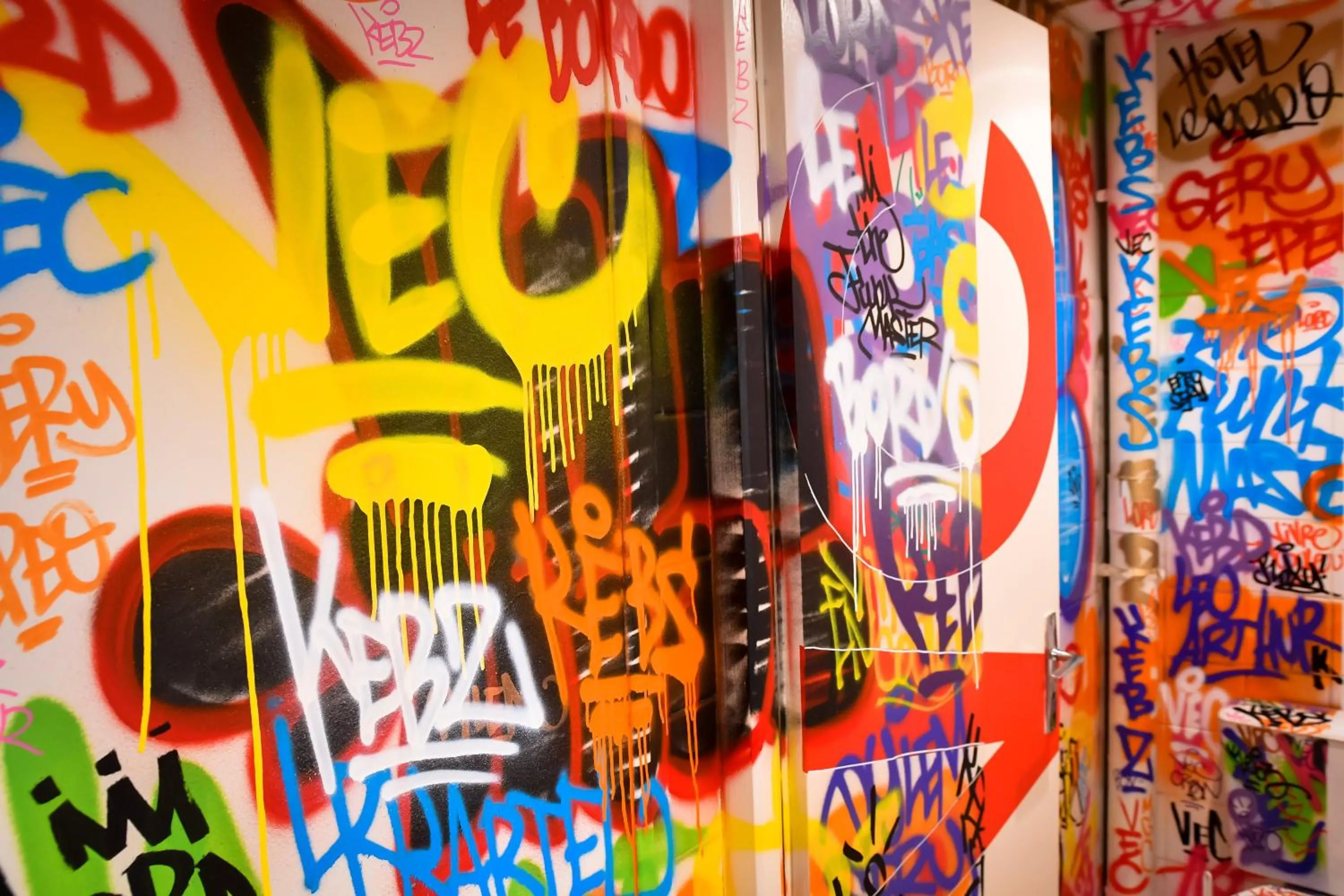 Decorative detail in Hôtel Le Bord'O Vieux Port