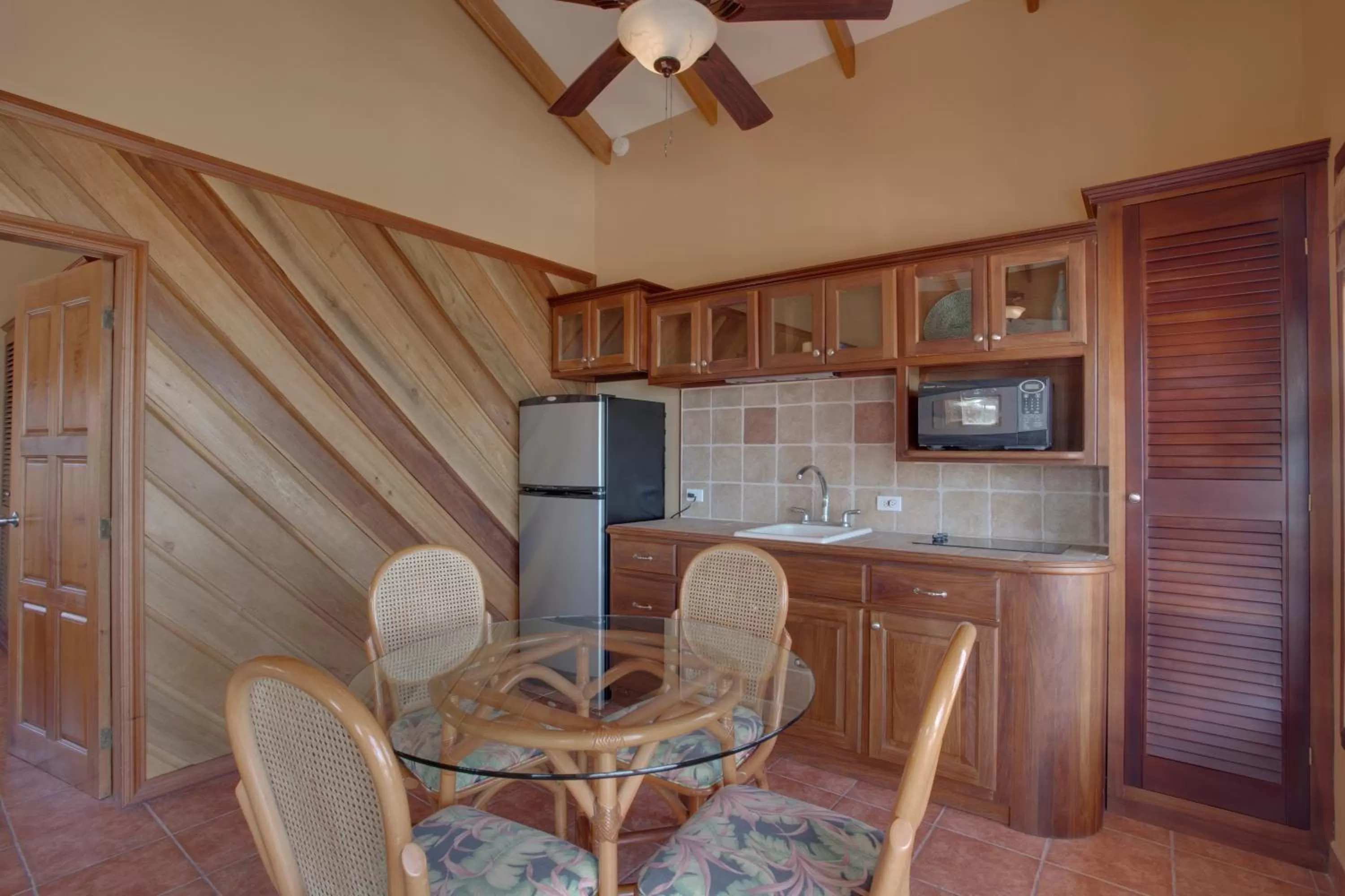 Coffee/tea facilities in X'tan Ha- The Waterfront