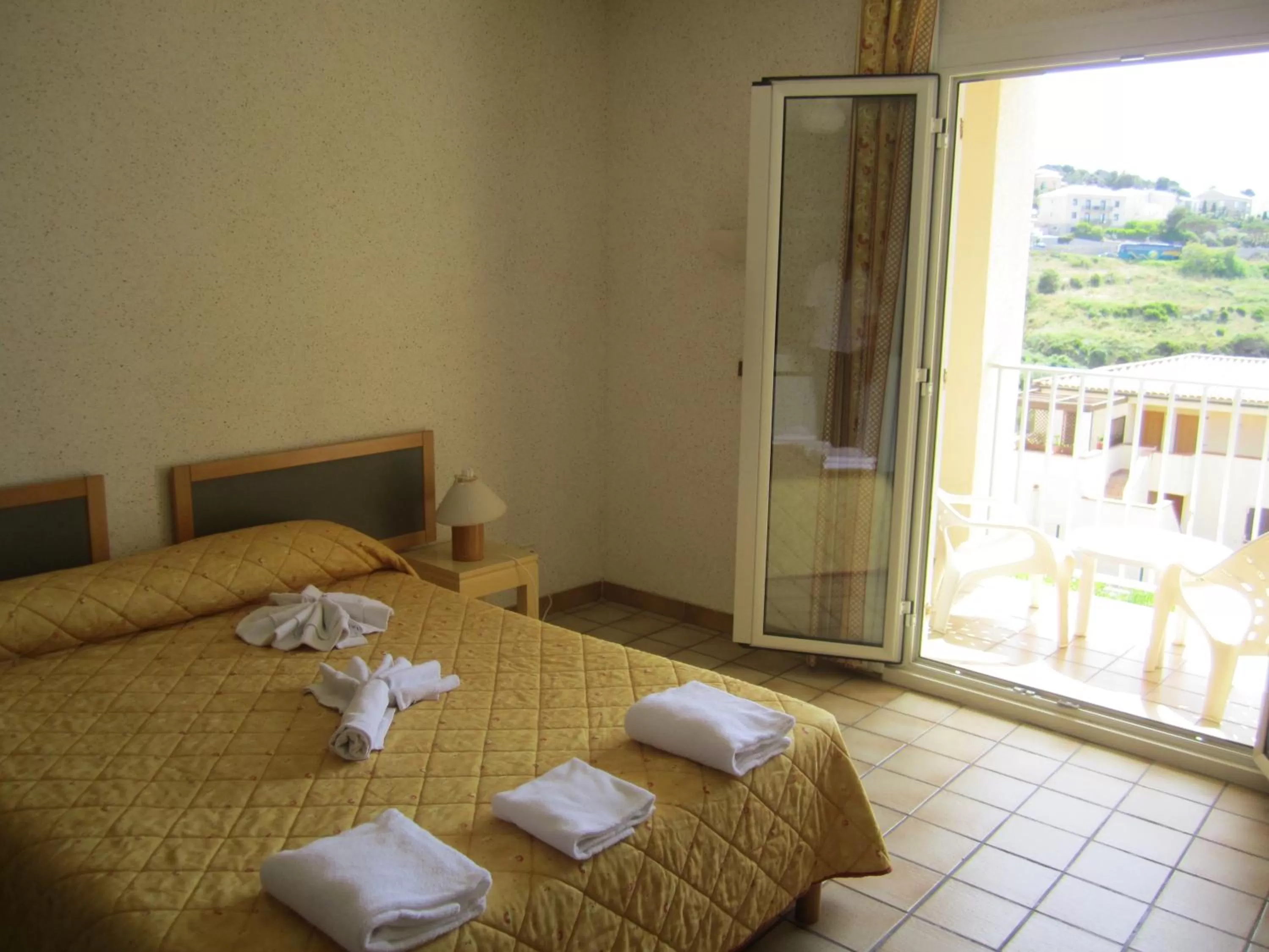 Bedroom in Motel Saint Francois
