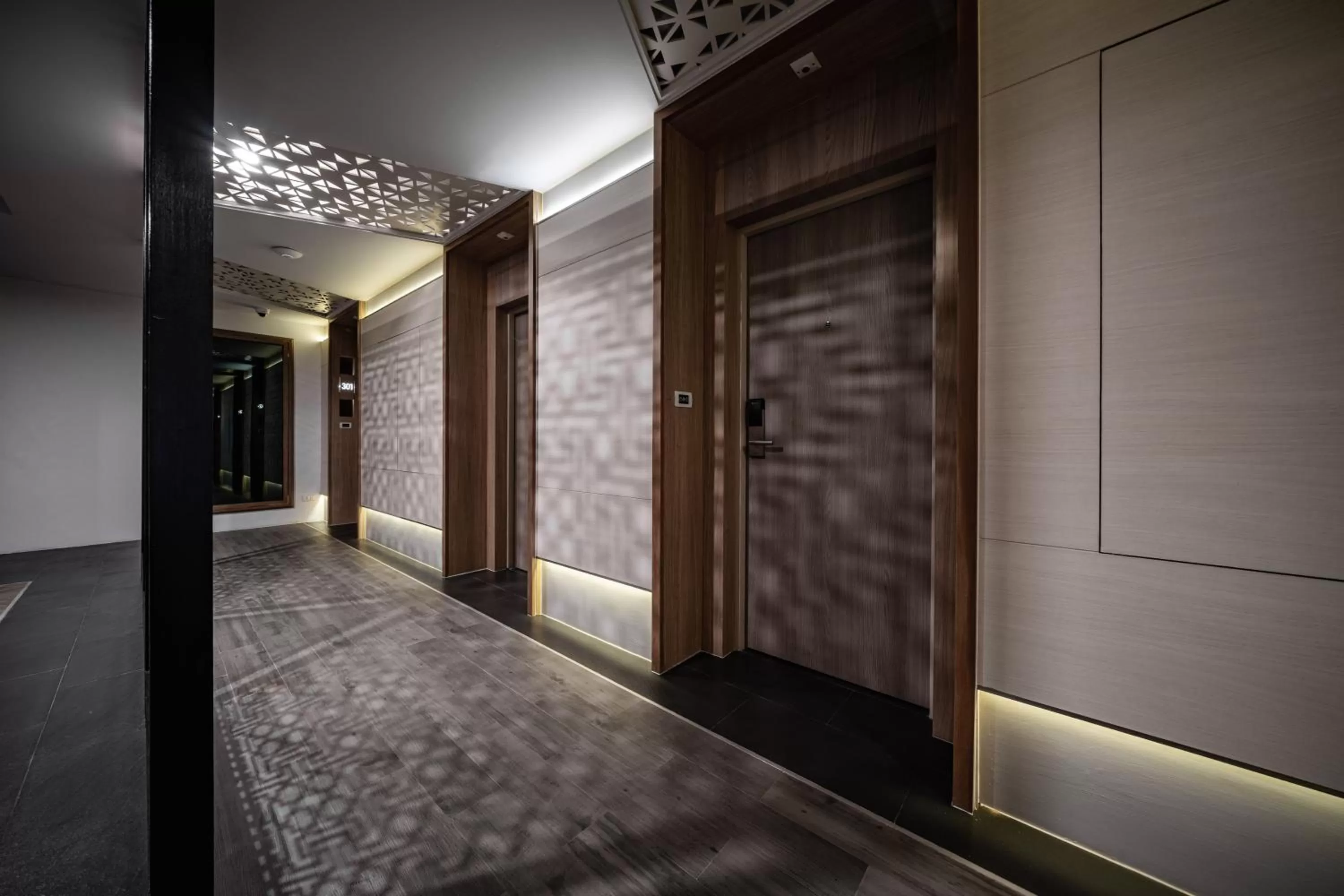 Balcony/Terrace in VIX Bangkok at Victory Monument