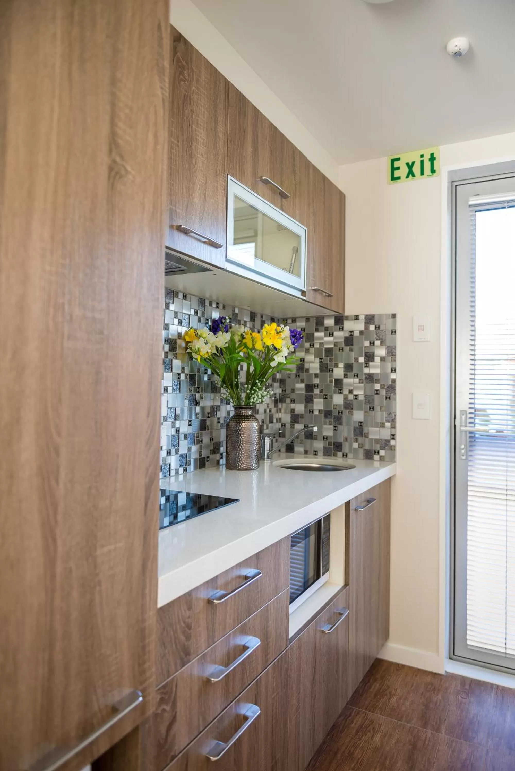 Communal kitchen in Golden Star Motel