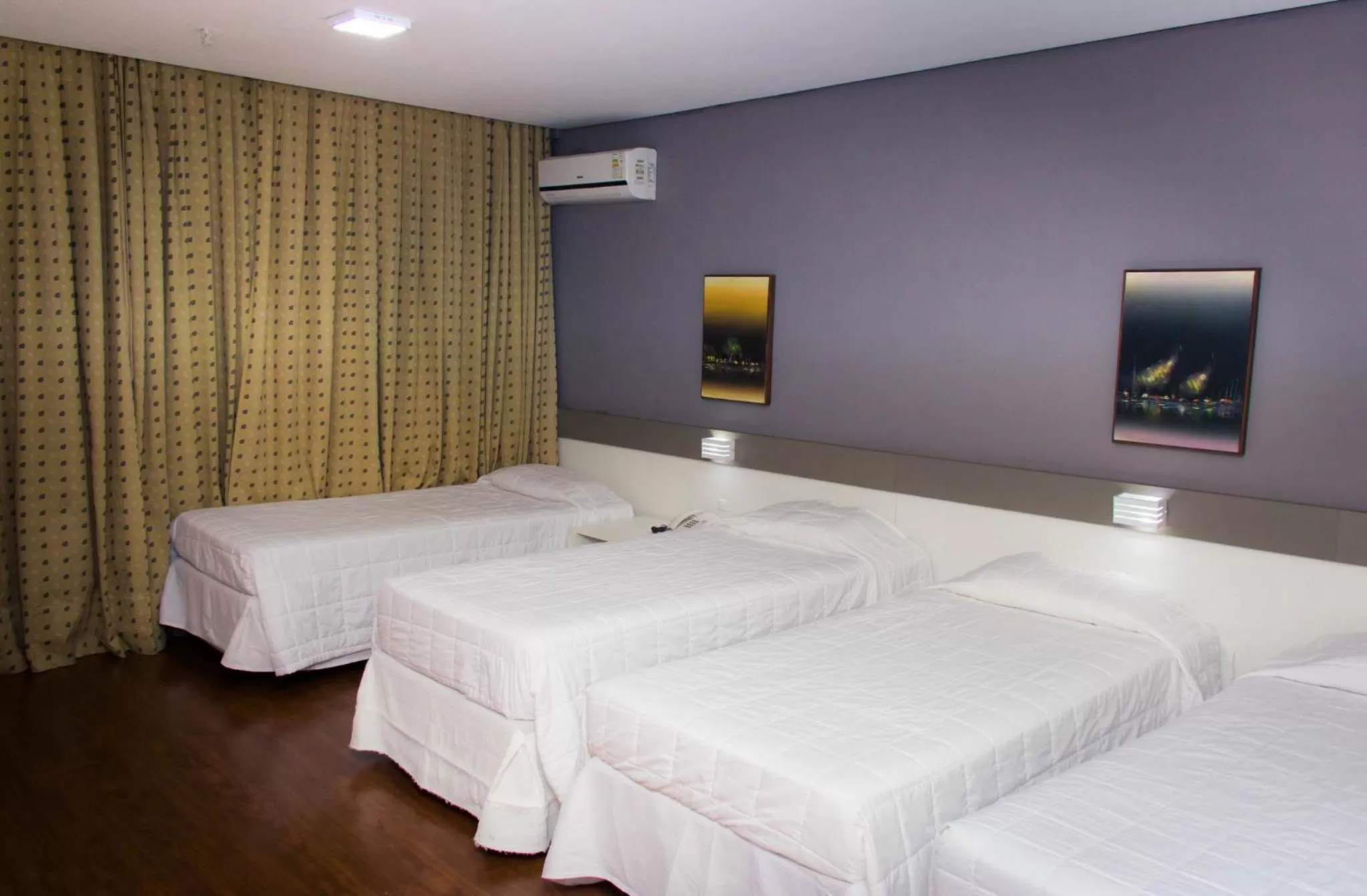 Bedroom, Bed in Embaixador Hotel & Centro de Eventos by Fast10