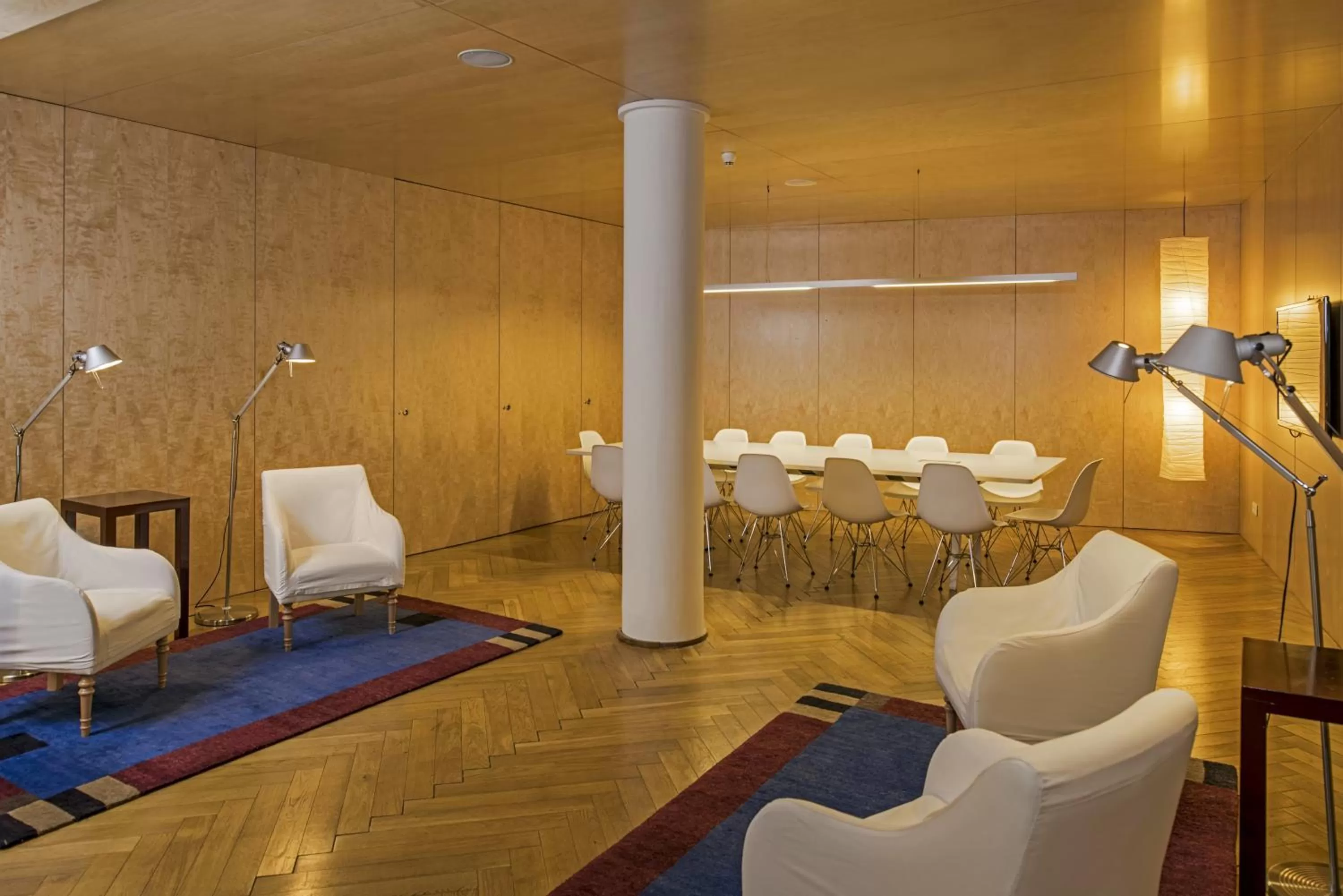 Business facilities in Iberostar Las Letras Gran Via