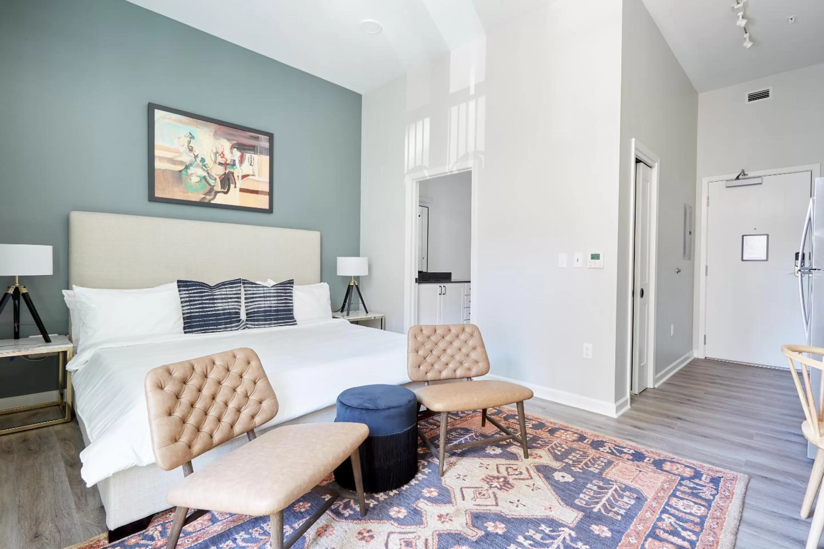 Living room, Bed in Sonder at The Promenade