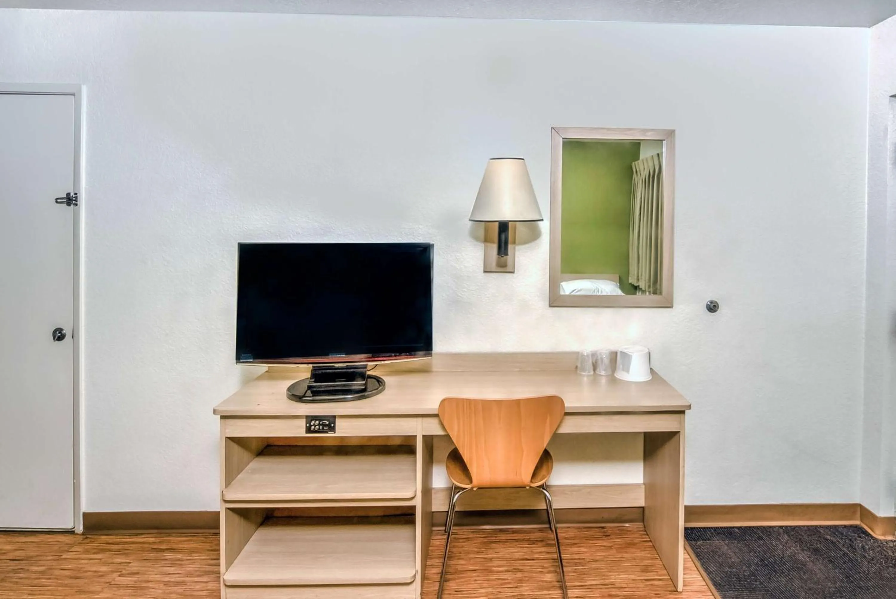 Double Room - Disability Access - Roll In Shower in Motel 6-Colorado Springs, CO