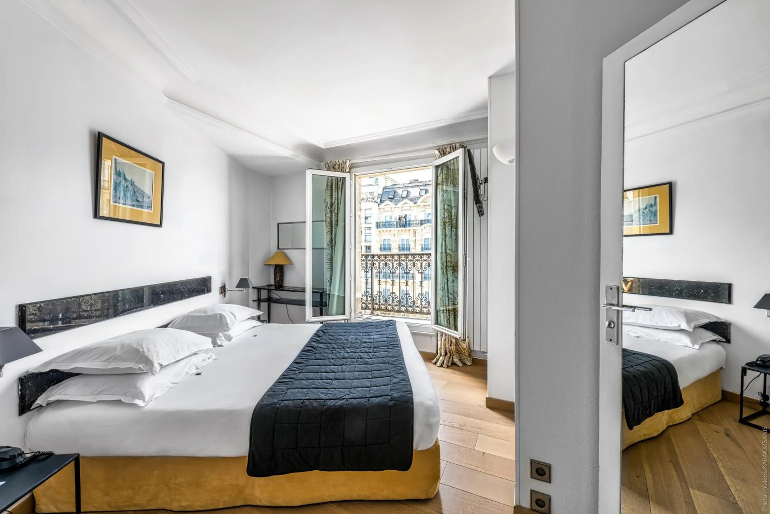 Photo of the whole room in Etoile Park Hotel