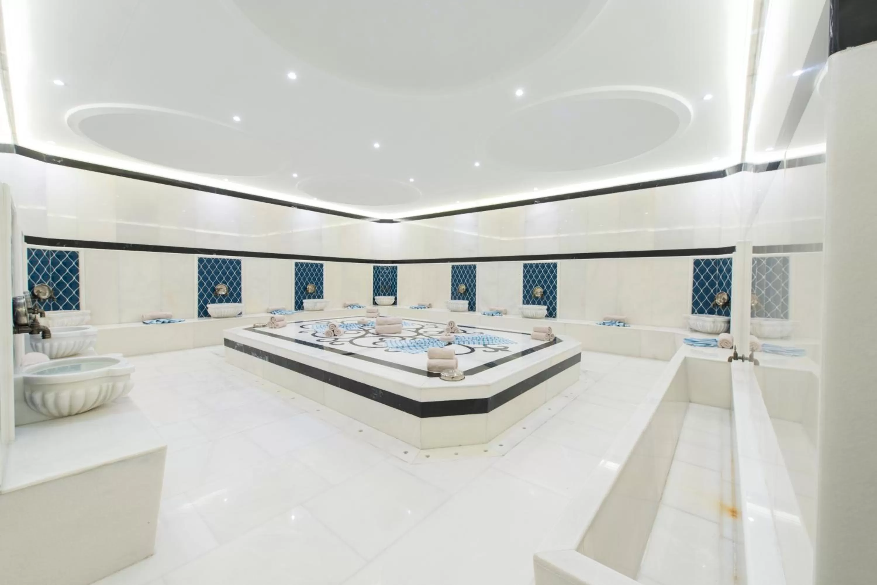 Aqua park, Bed in Park Inn by Radisson Ankara Cankaya