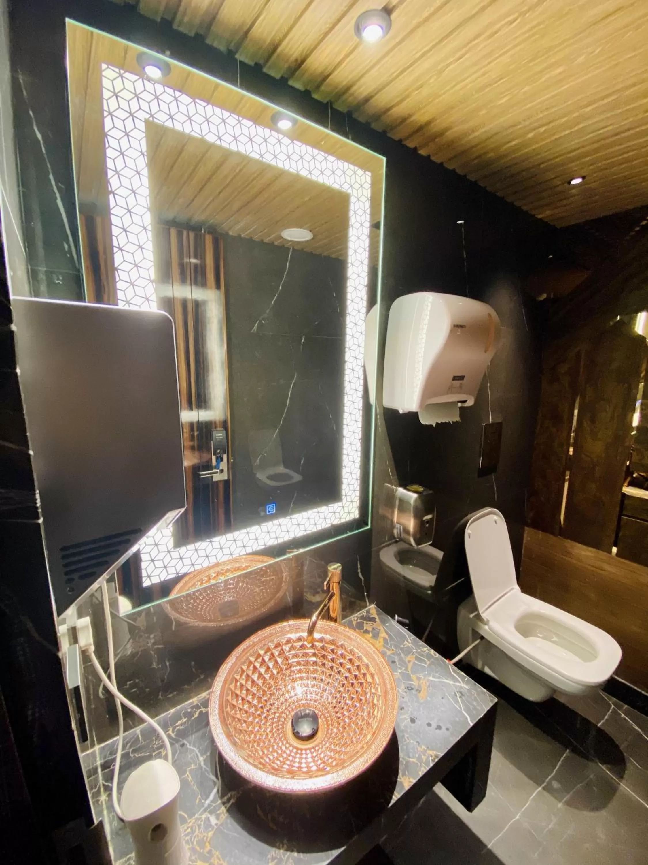 Bathroom in THE SINGH EMPIRE,New Delhi City Centre