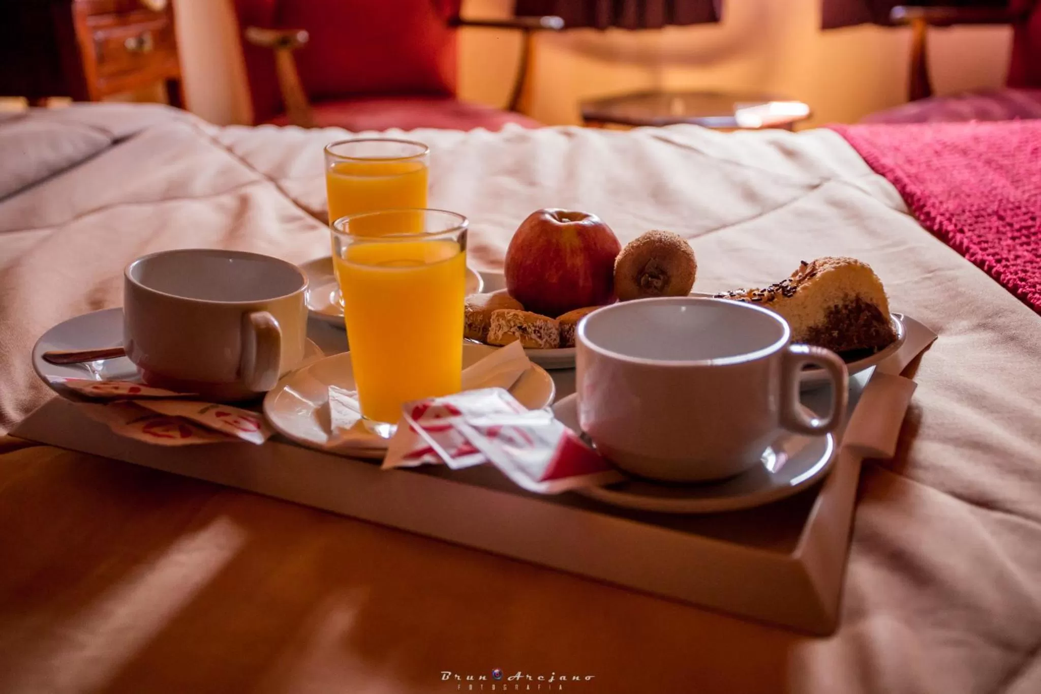 Food and drinks, Bed in Hotel Internacional