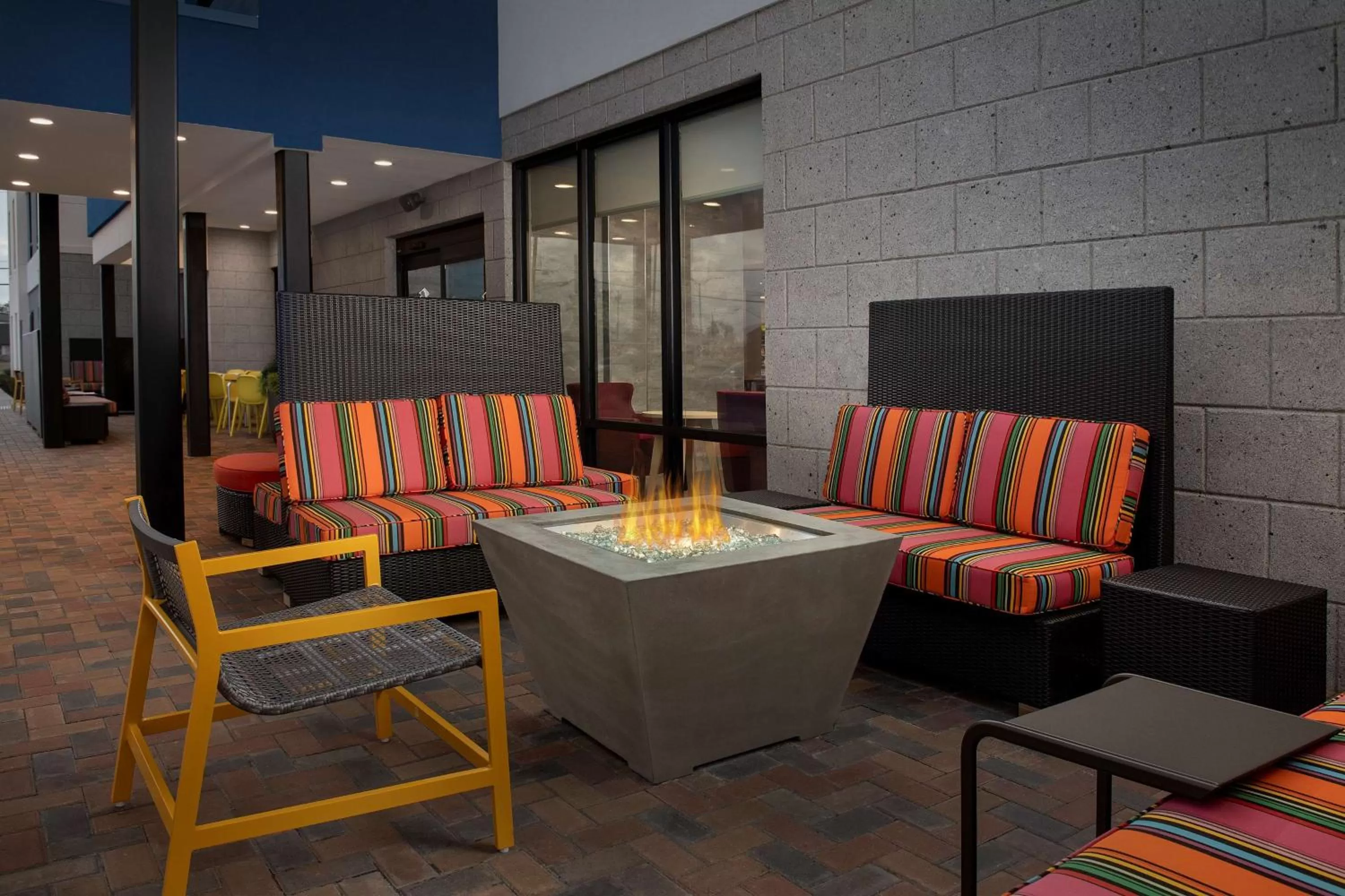 Patio in Home2 Suites By Hilton Kenner New Orleans Arpt