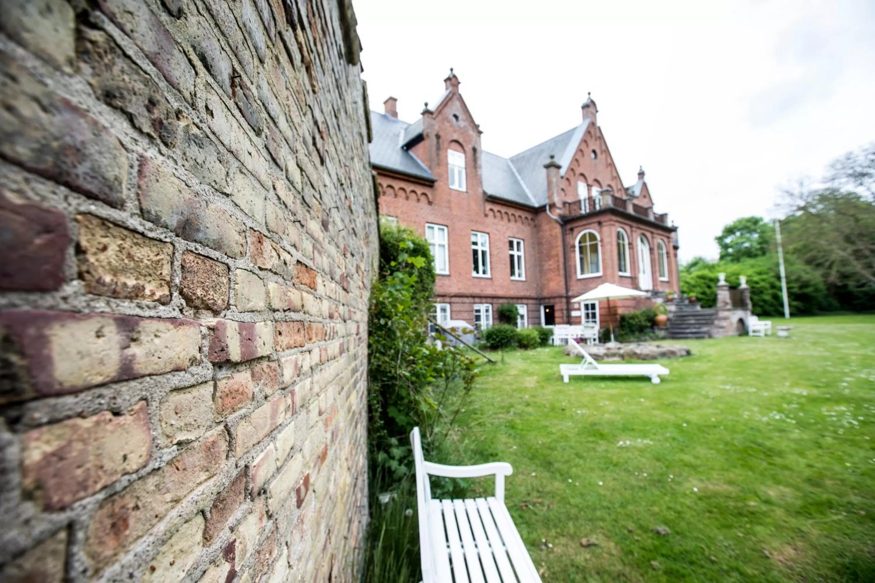 Garden, Property Building in Ny Kirstineberg Gods Bed & Breakfast