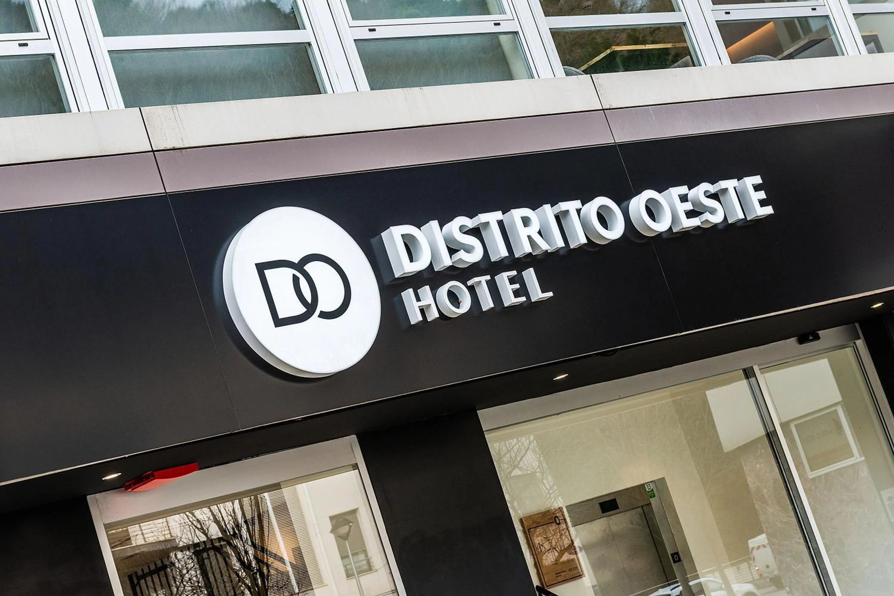 Facade/entrance in Hotel Distrito Oeste