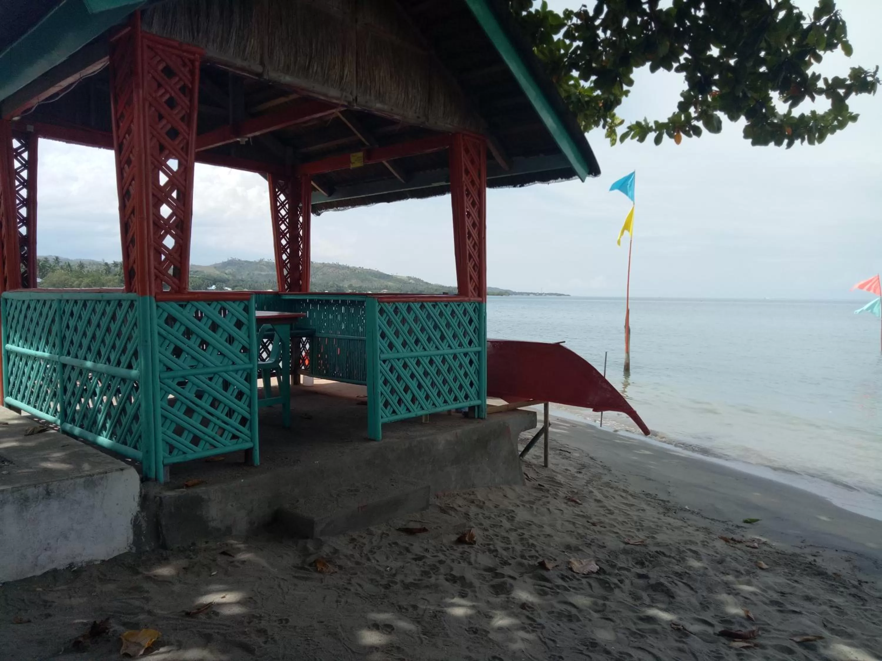 Property building in SmallFry's Beach Resort