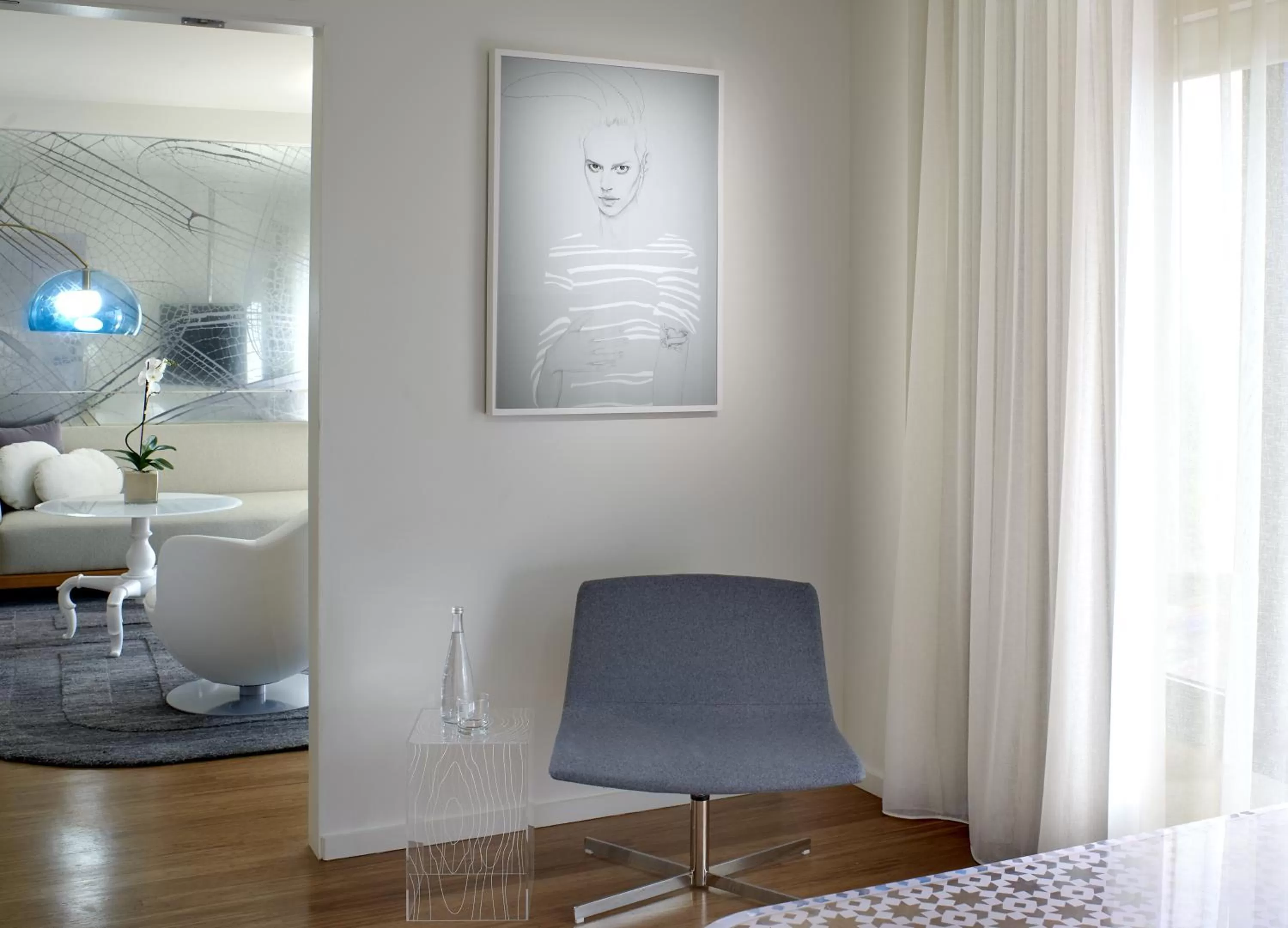 Seating area in Mondrian Los Angeles