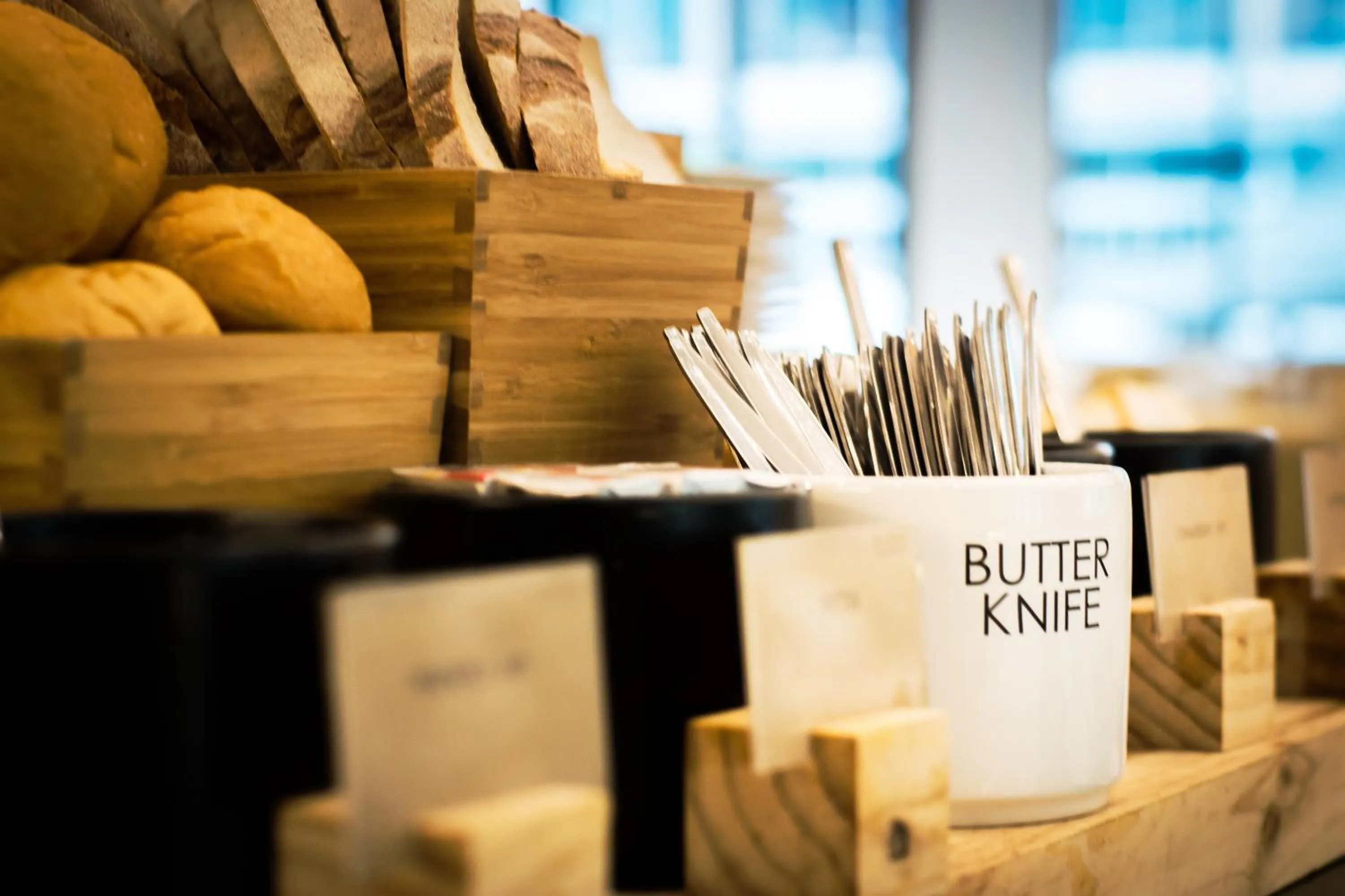 Restaurant/places to eat in Hotel J Pattaya