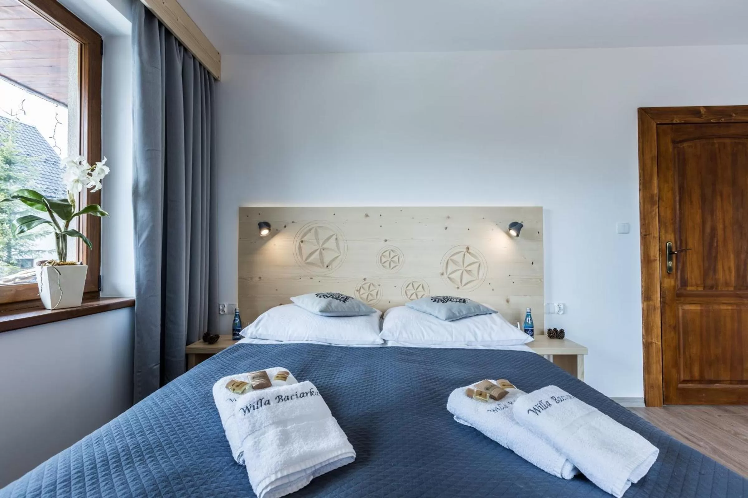 Bed in Willa Baciarka-basen, sauny i jacuzzi