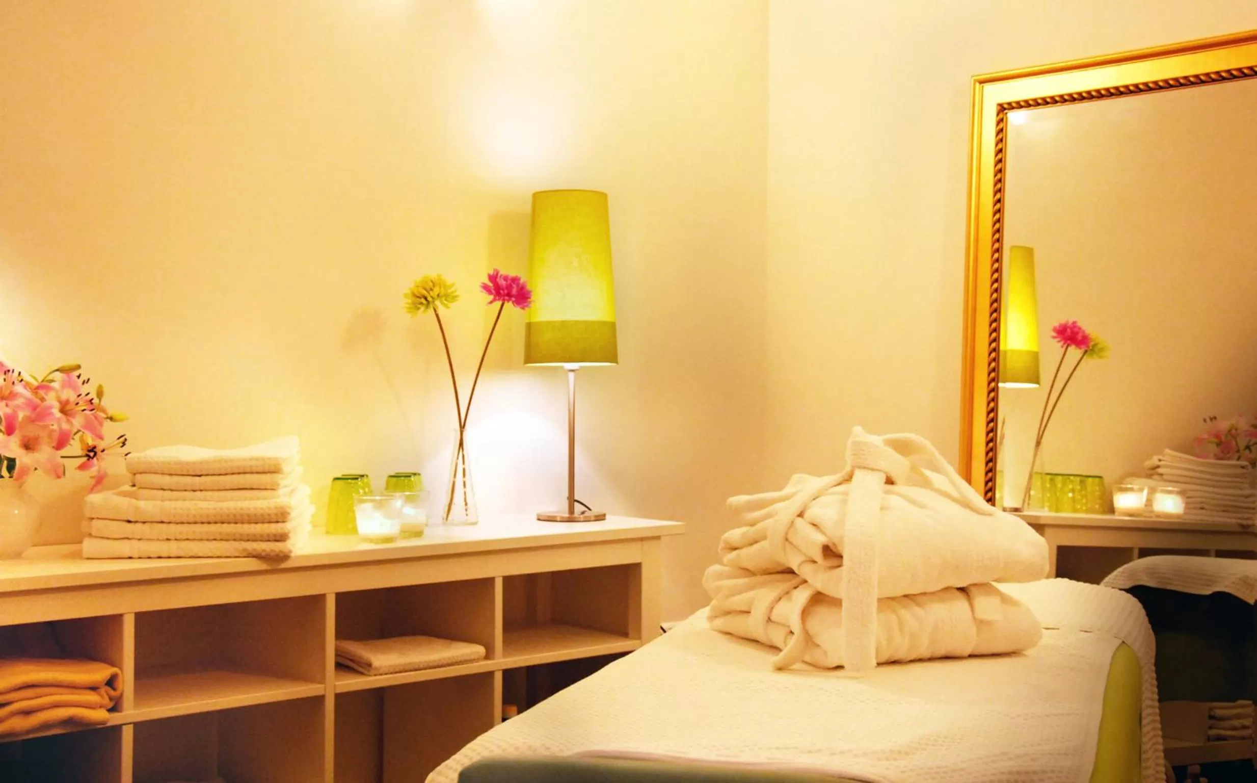 Massage, Bed in Hotel - Restaurant Erich Rödiger