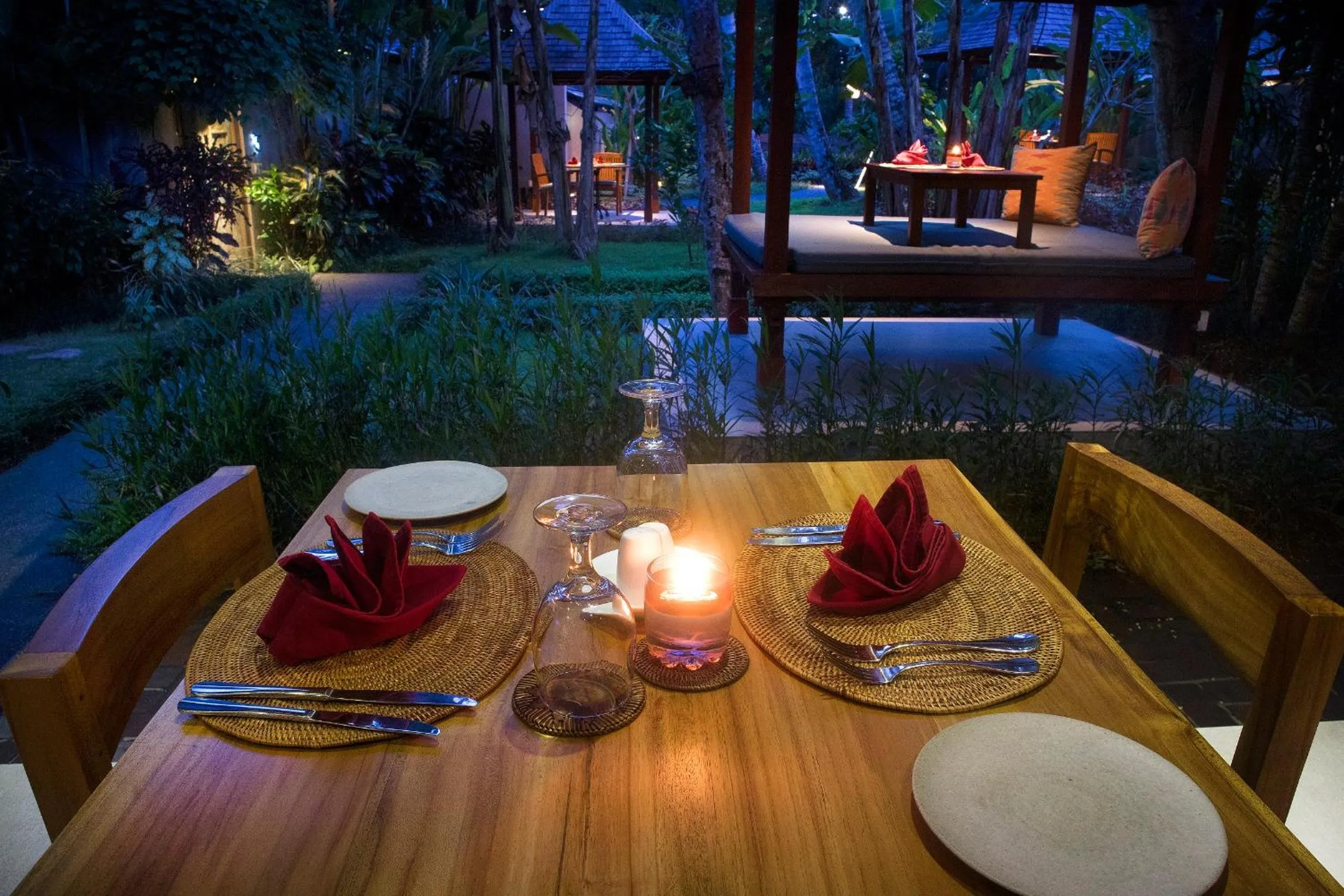 Restaurant/places to eat in Samkhya Villas - Free 1x Floating Breakfast or Minibar