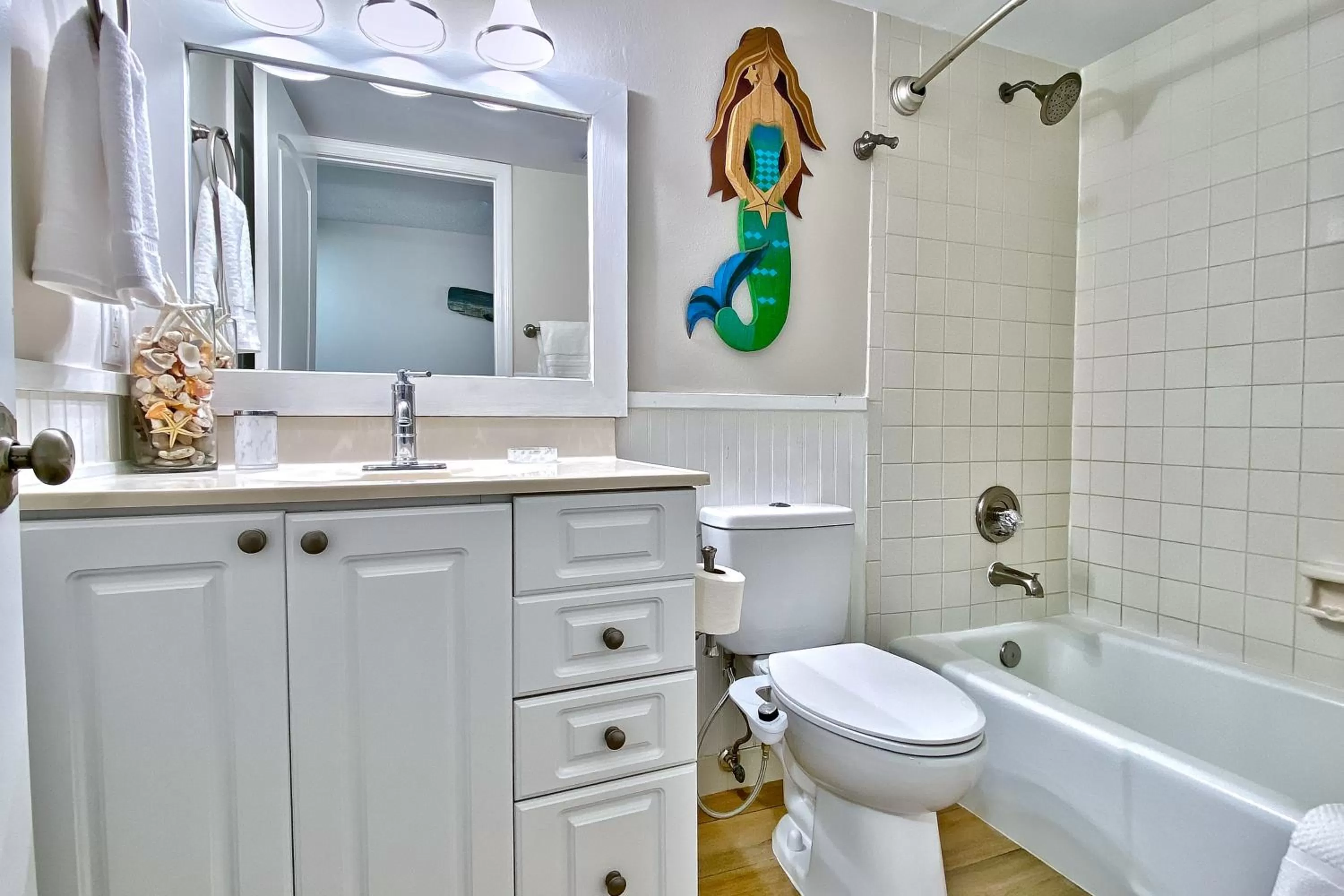 Bathroom in Chateaux Sunset Suites 408