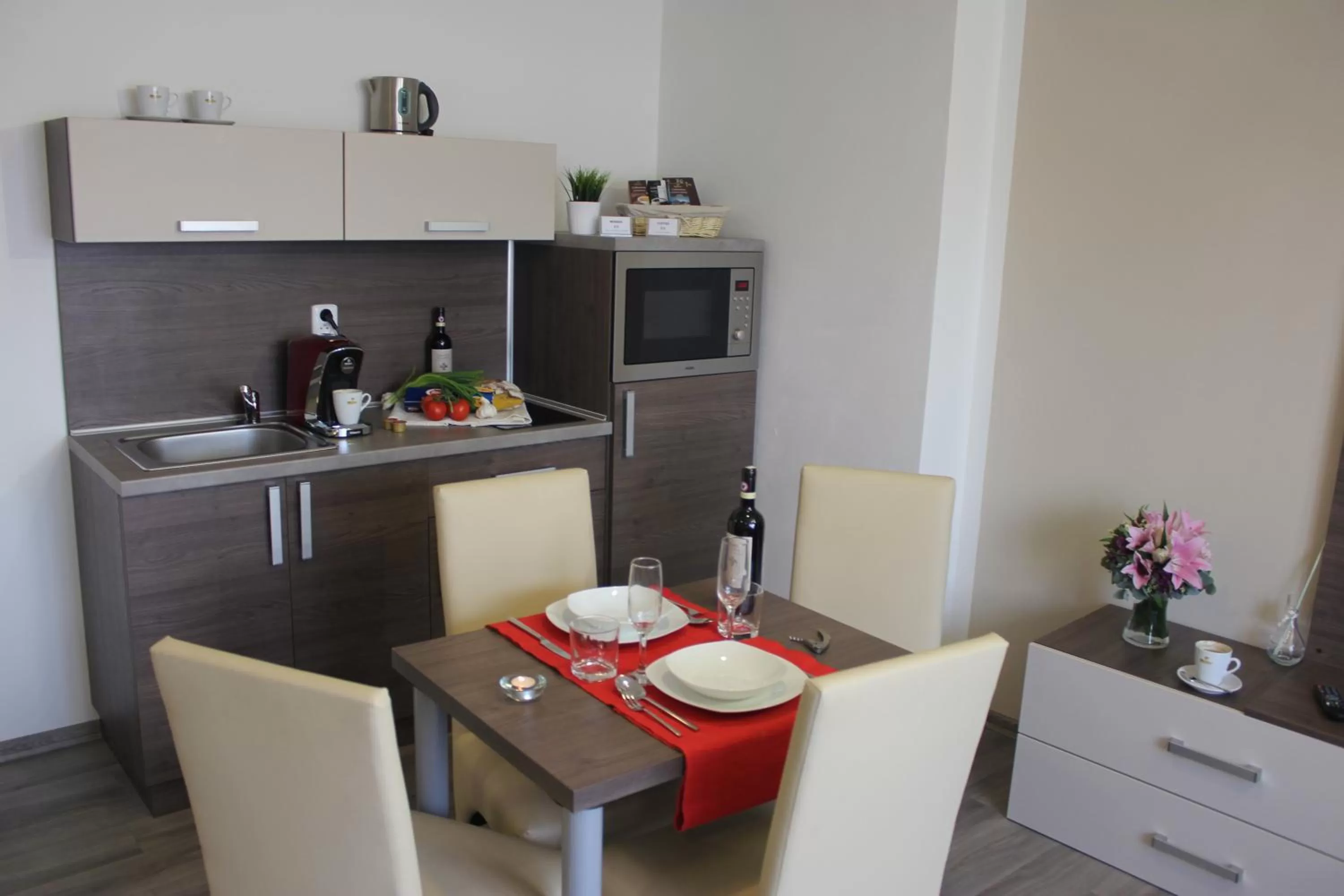 Kitchen or kitchenette in Hotel Residence Spalena