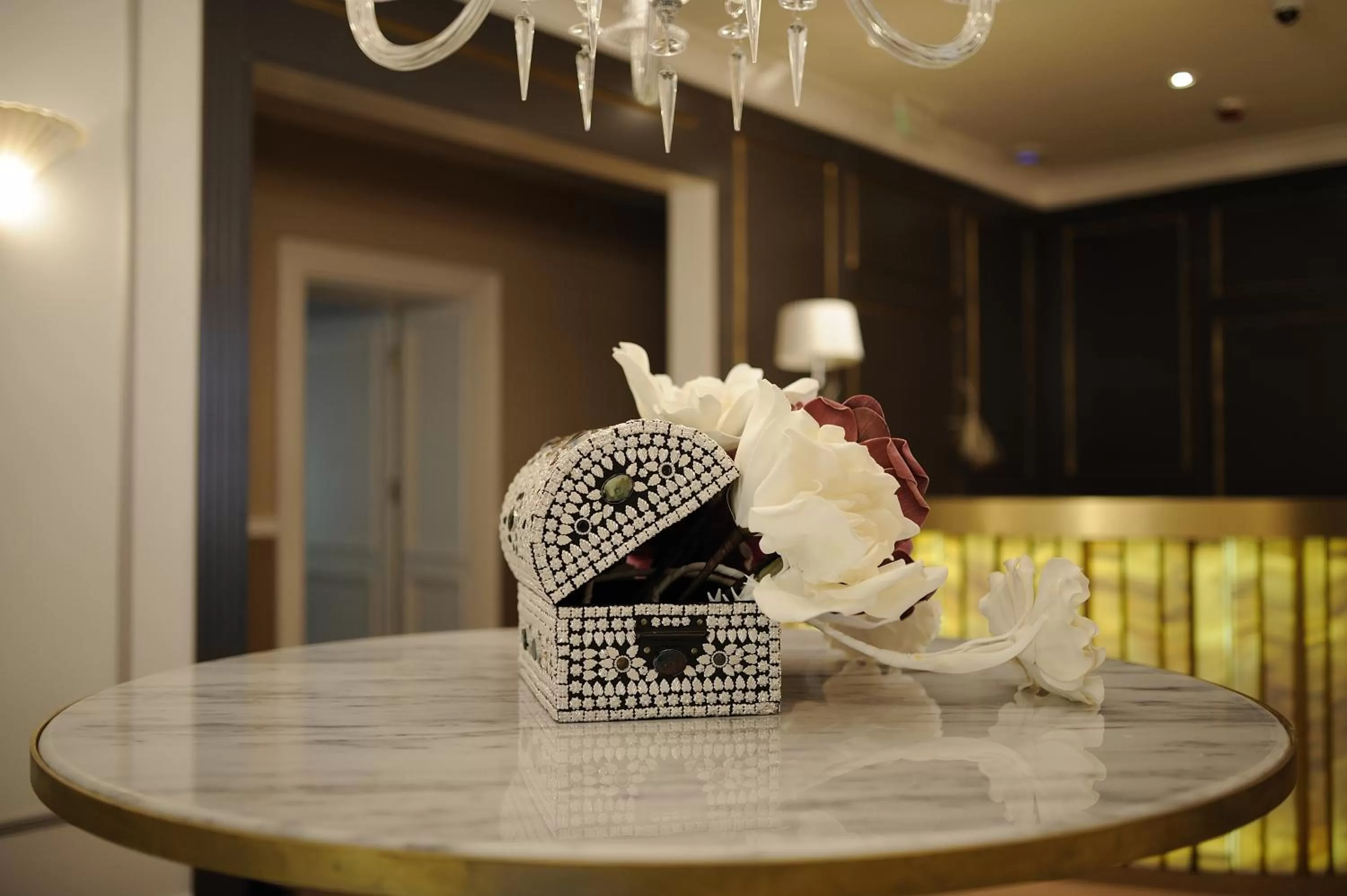 Decorative detail in Hotel Splendid 1900