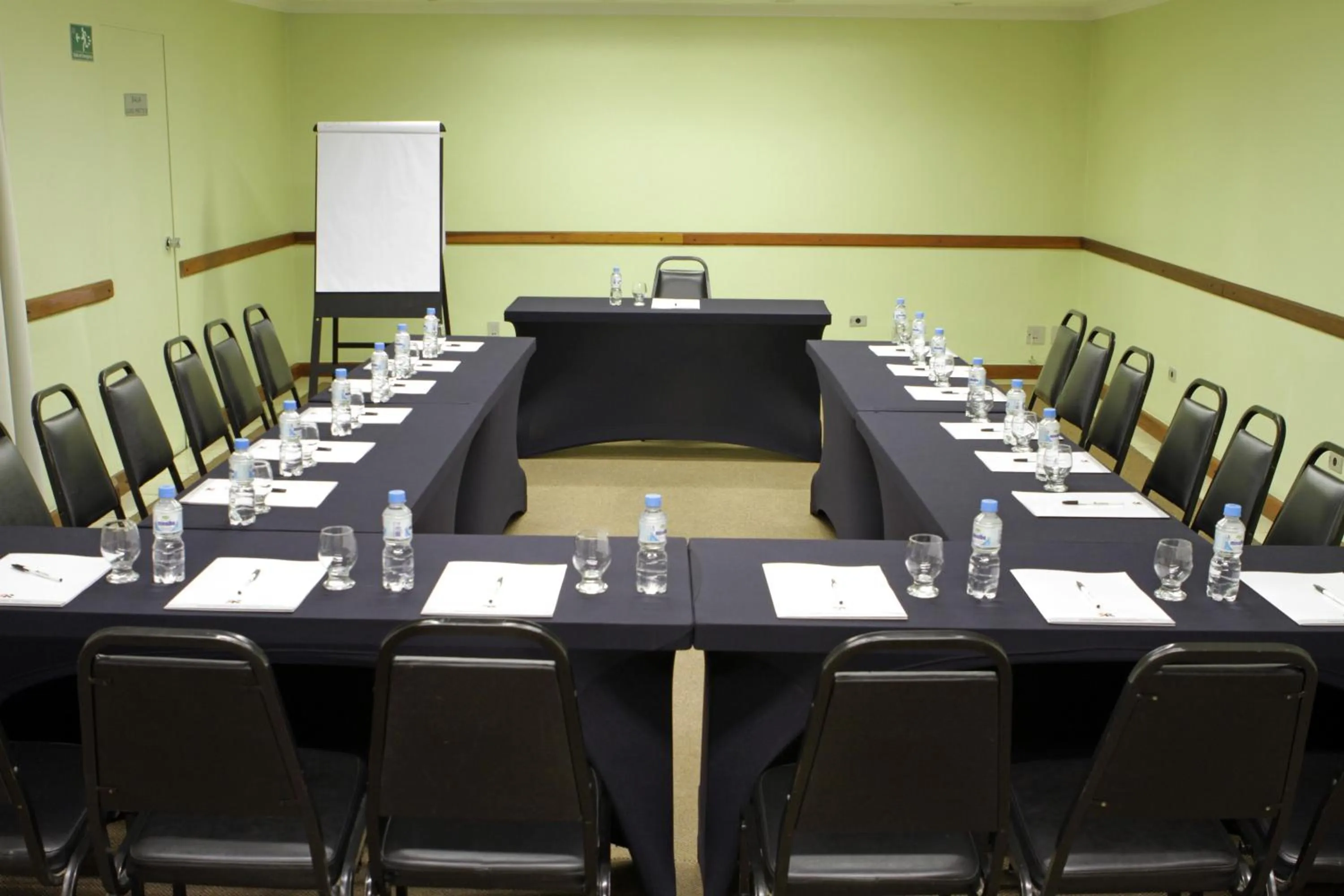 Business facilities in San Raphael Hotel