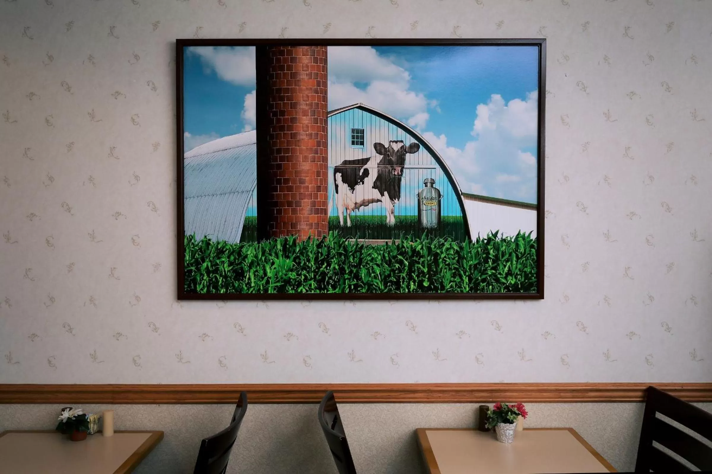 Restaurant/places to eat in Lancaster Inn & Suites